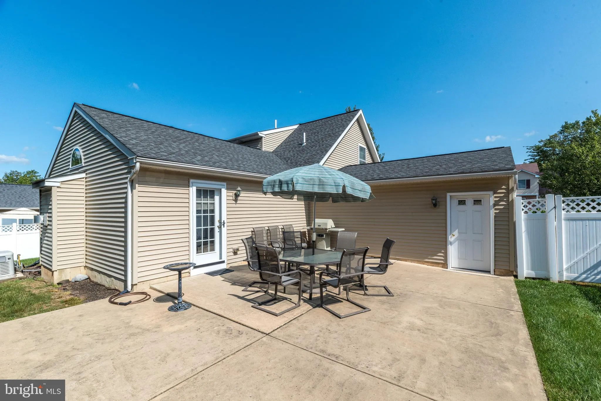 Dublin, Pennsylvania 18917, United States, 3 Bedrooms Bedrooms, ,3 BathroomsBathrooms,Residential,Pending,208061