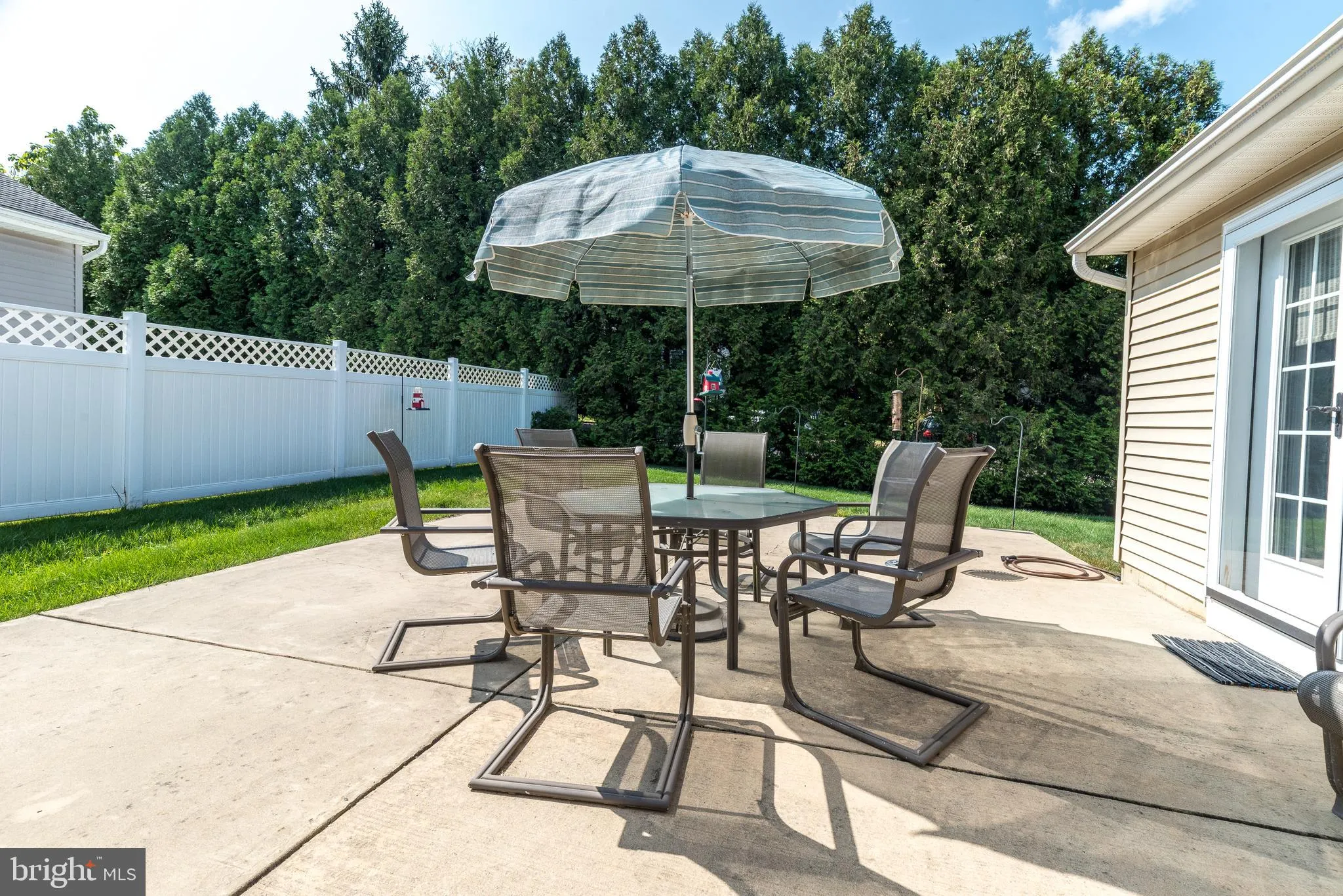 Dublin, Pennsylvania 18917, United States, 3 Bedrooms Bedrooms, ,3 BathroomsBathrooms,Residential,Pending,208061