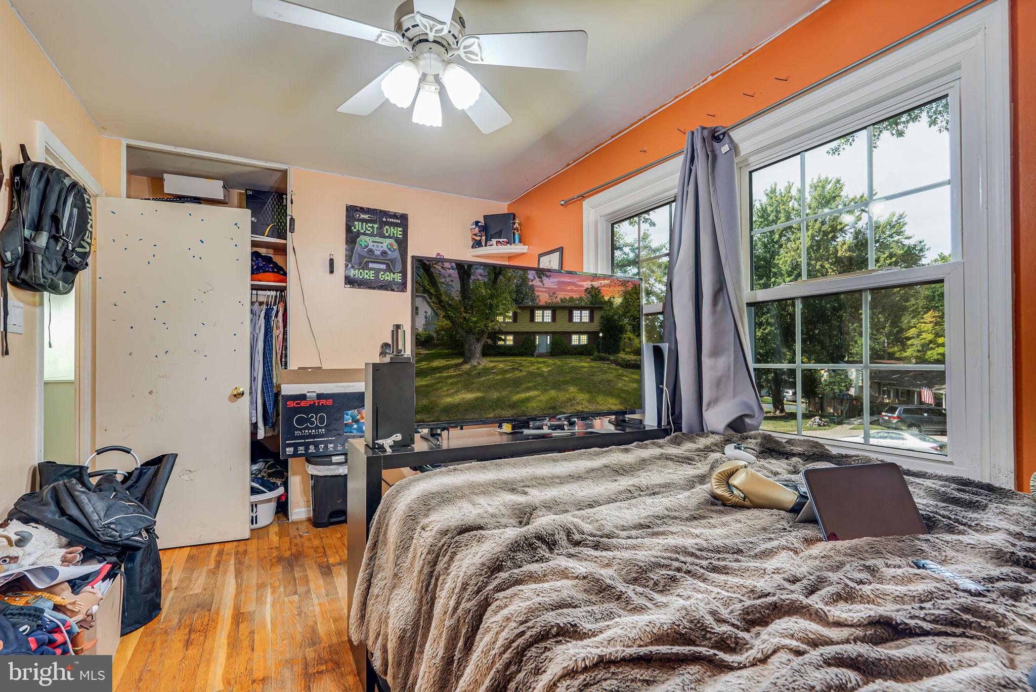 LAKE RIDGE - Residential