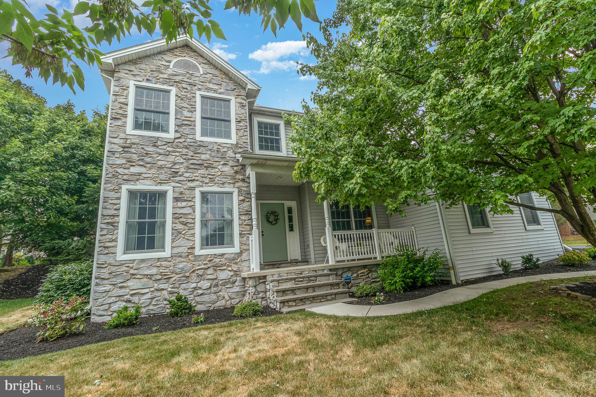 FAIRVIEW ESTATES - Residential