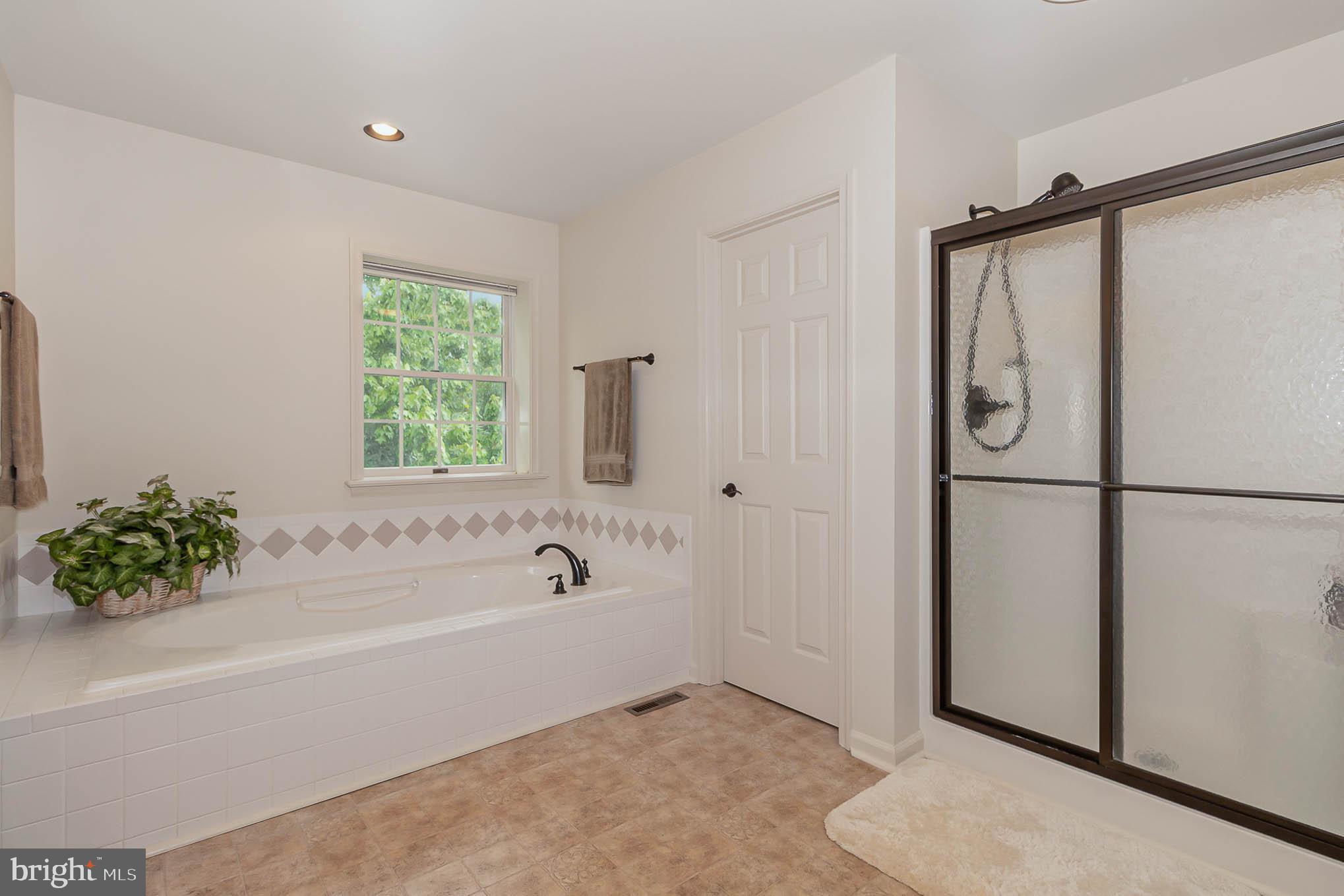 FAIRVIEW ESTATES - Residential