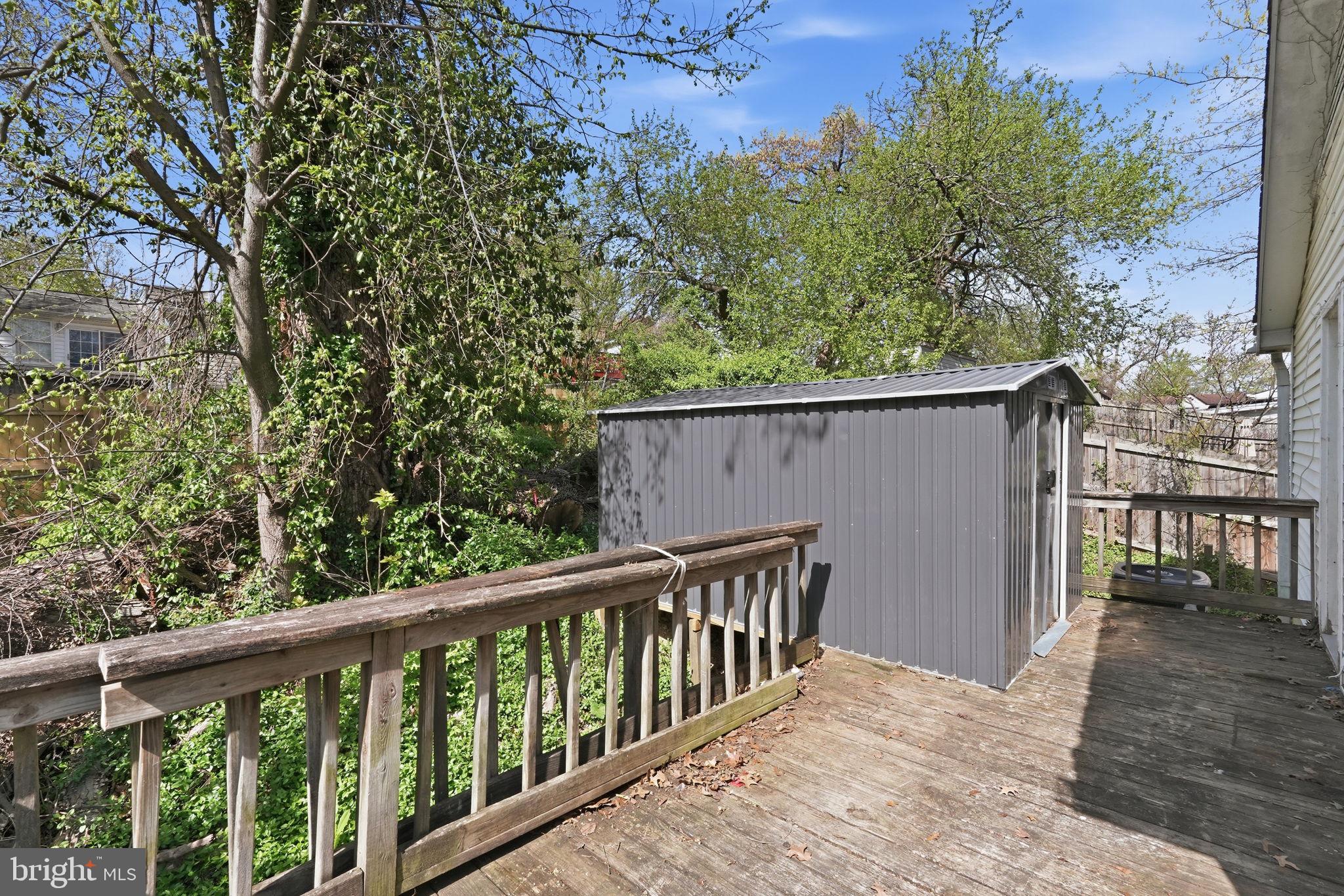 CAPITOL HEIGHTS - Residential