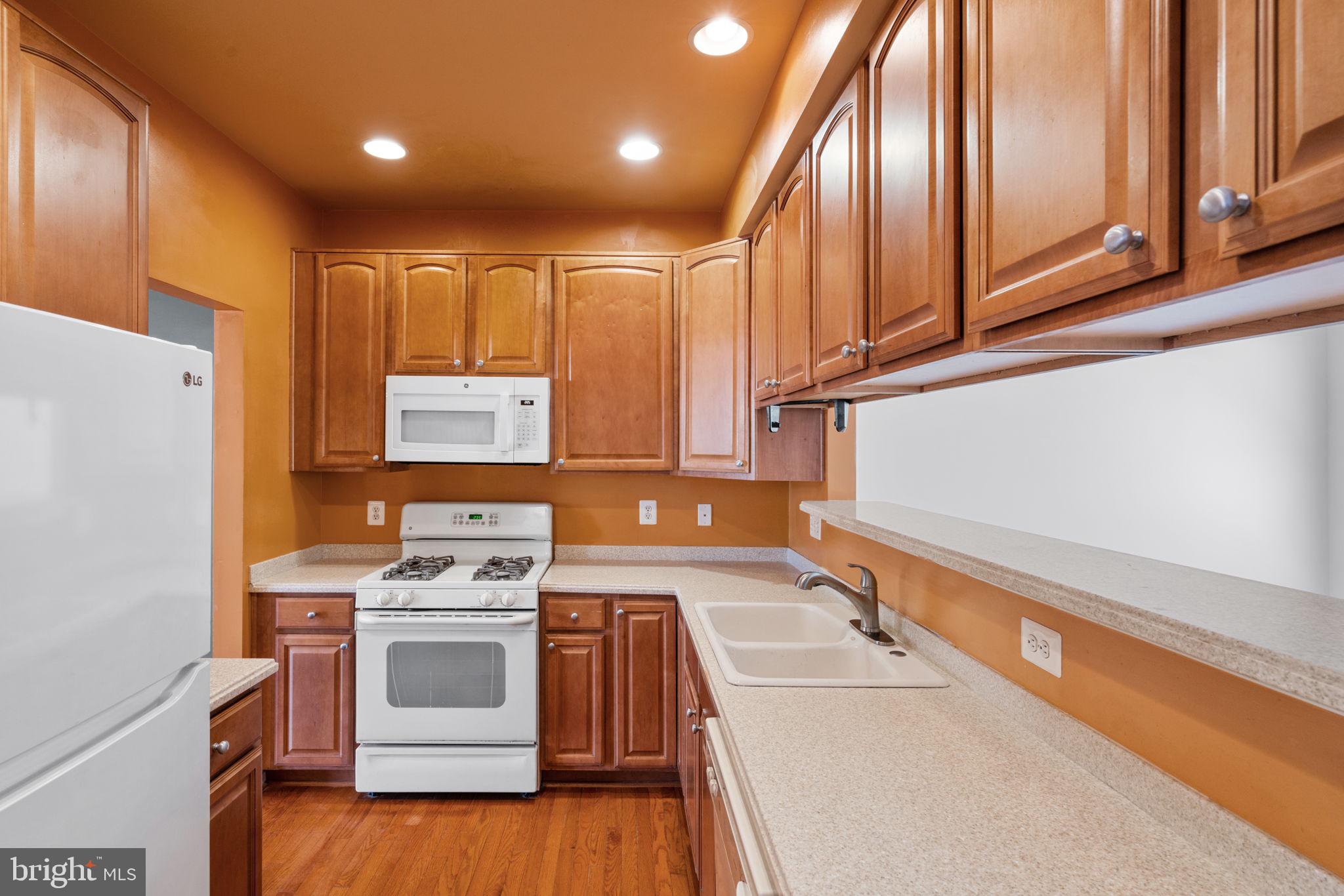 INDEPENDENCE - Residential Lease