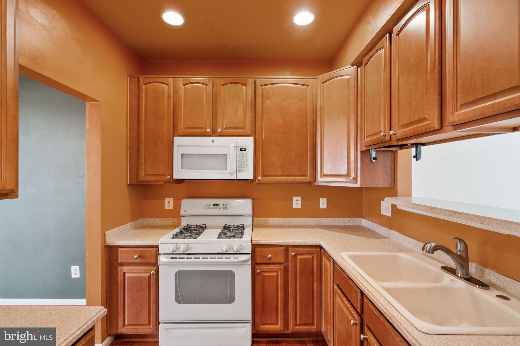 INDEPENDENCE - Residential Lease