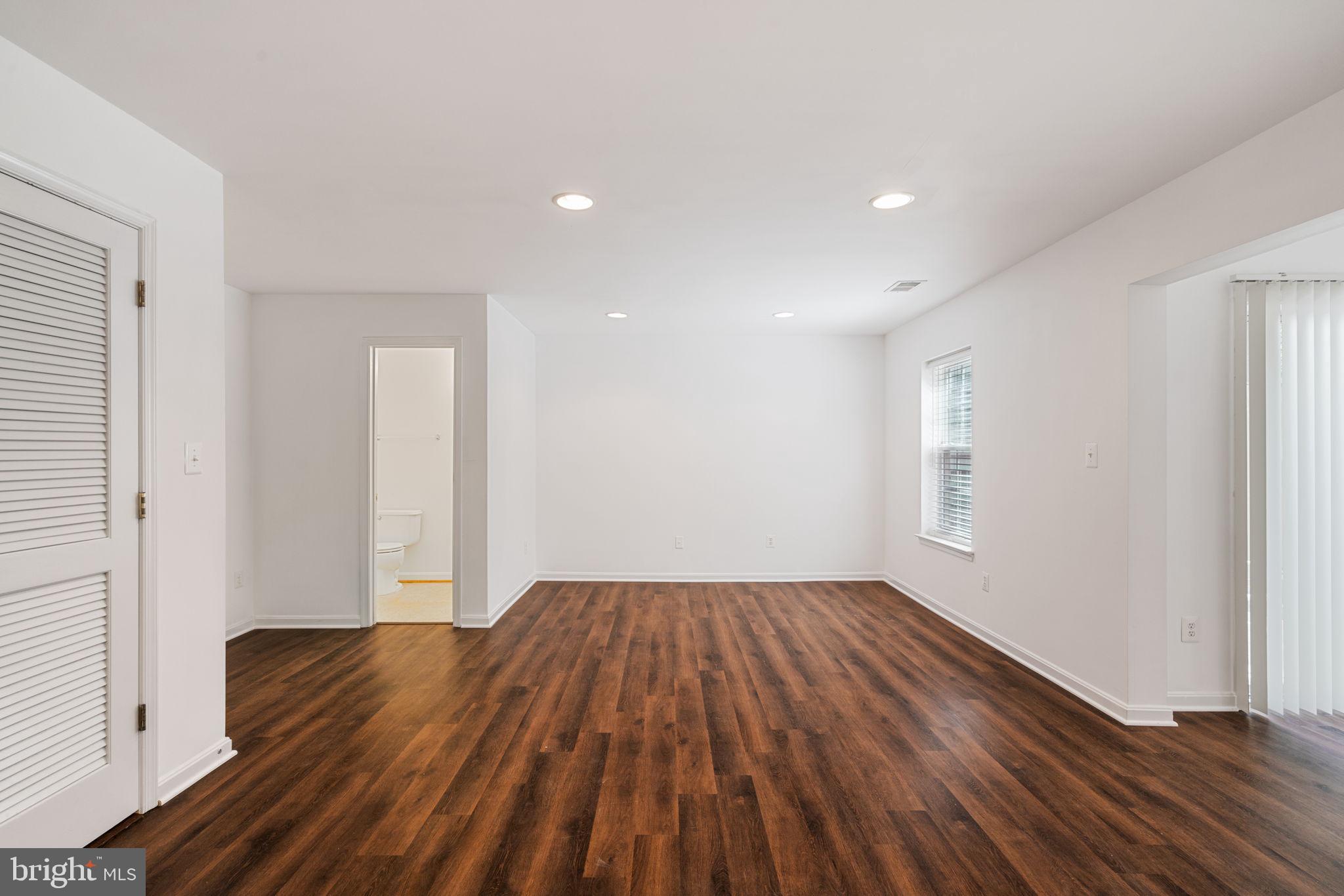 INDEPENDENCE - Residential Lease