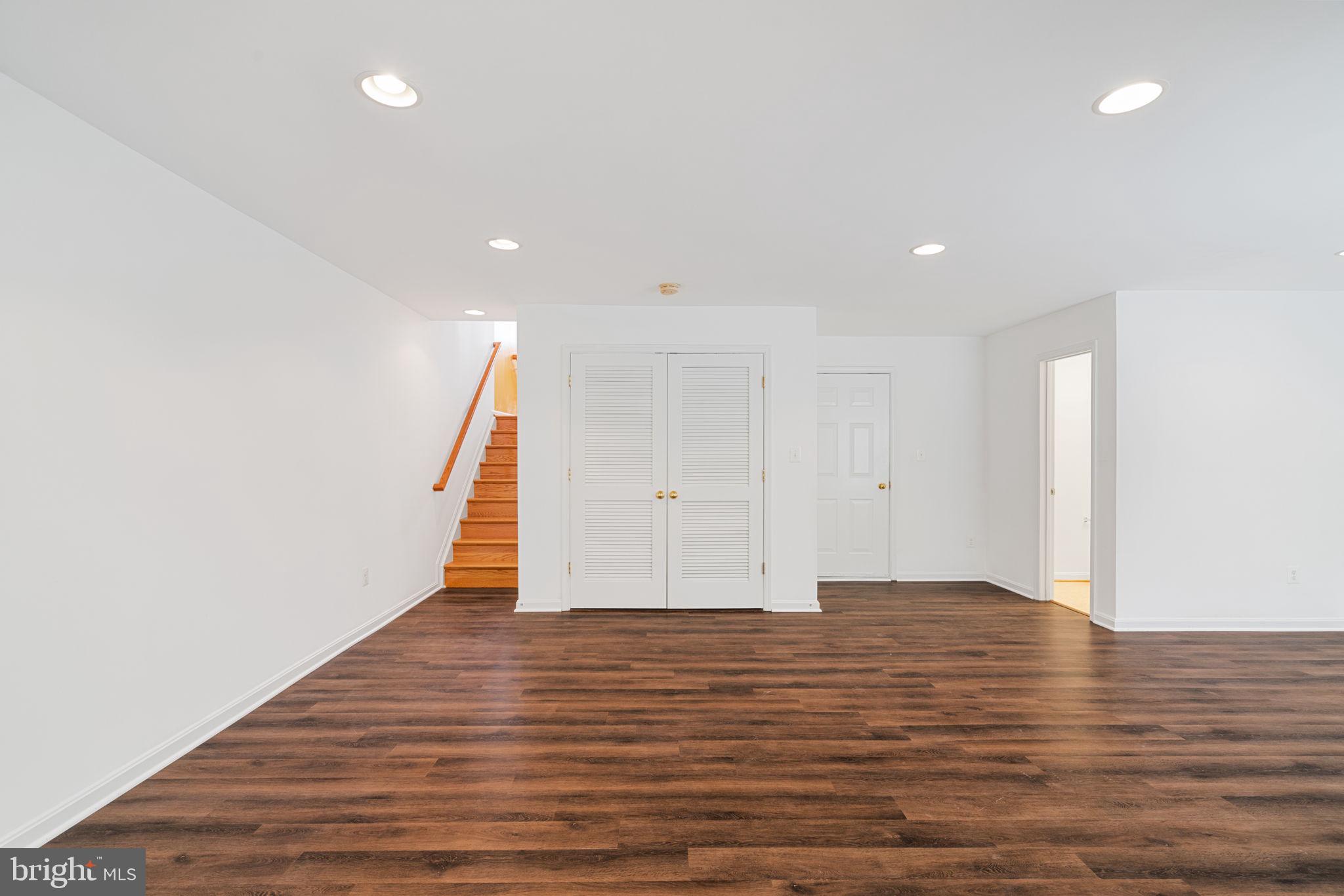 INDEPENDENCE - Residential Lease