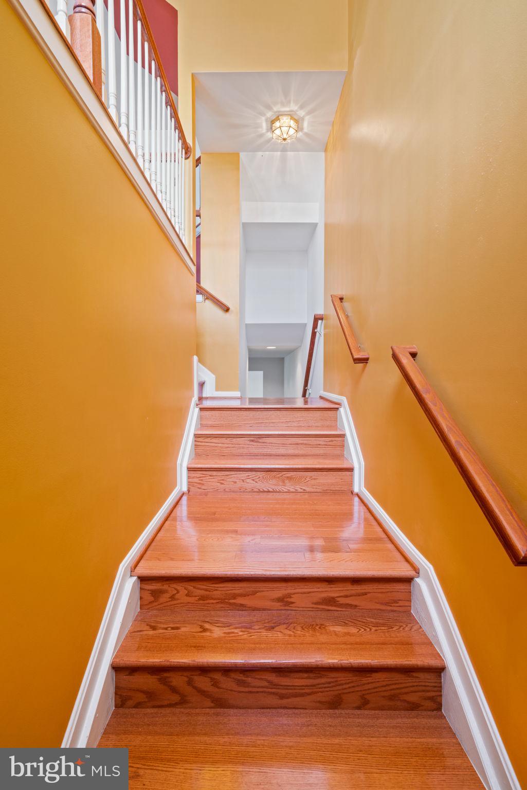 INDEPENDENCE - Residential Lease