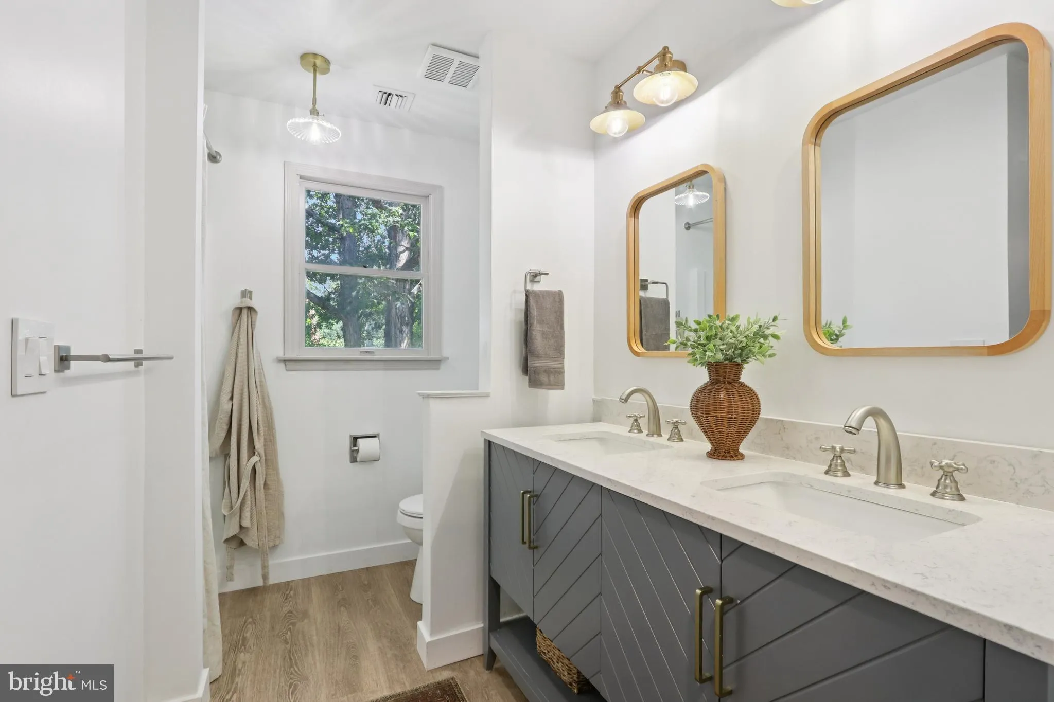 Millville, New Jersey 08332, United States, 4 Bedrooms Bedrooms, ,3 BathroomsBathrooms,Residential,Active,168715