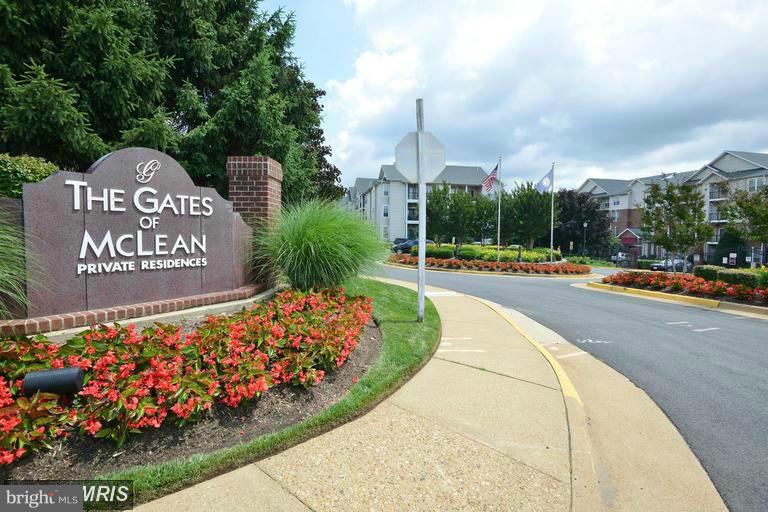 GATES OF MCLEAN - Residential