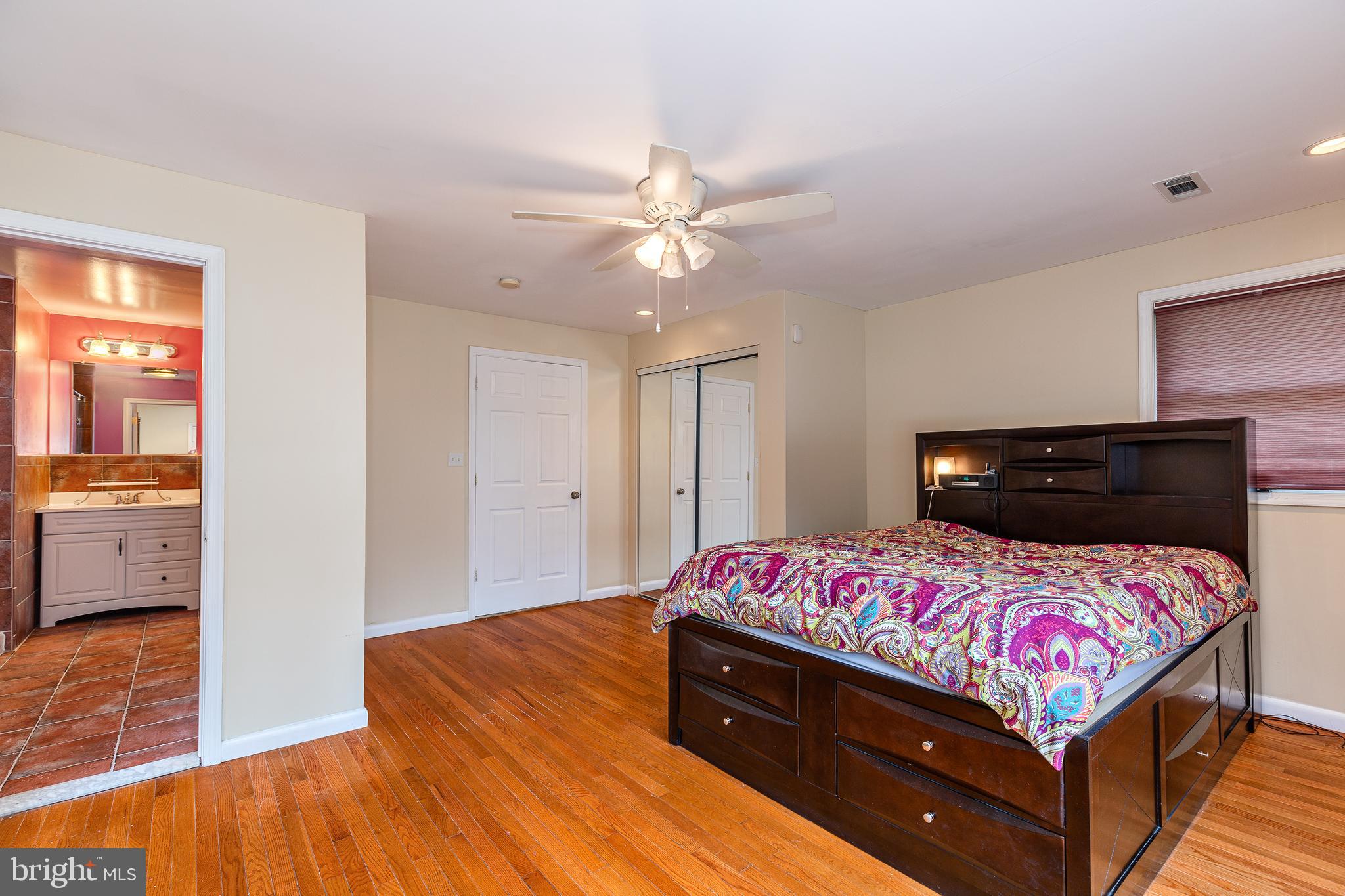 HILLSDALE ESTATES - Residential