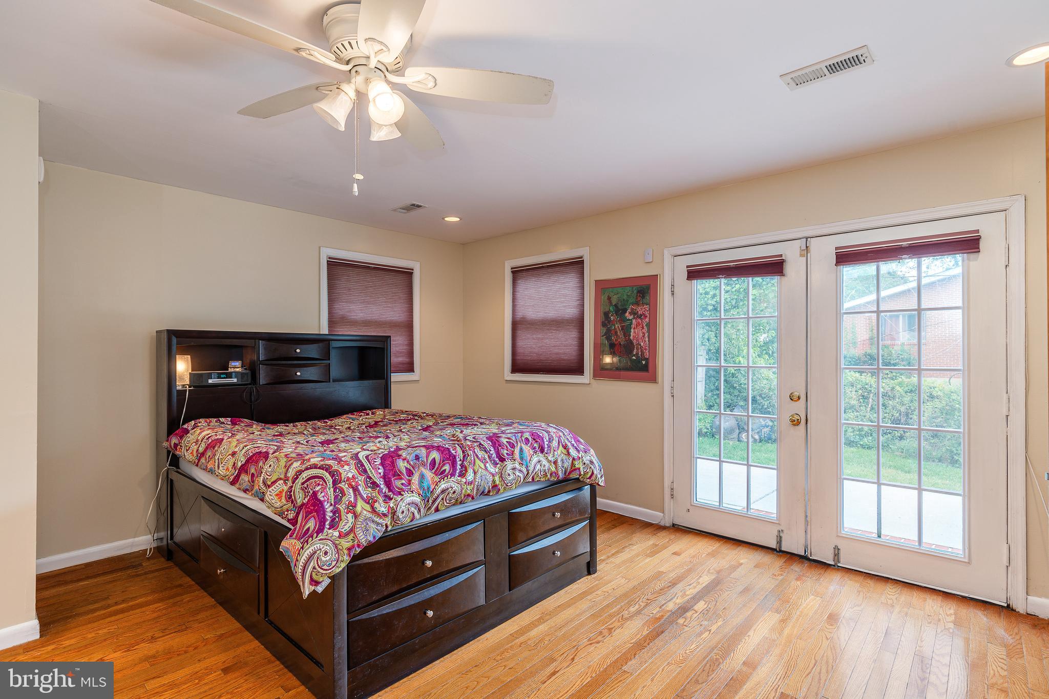 HILLSDALE ESTATES - Residential