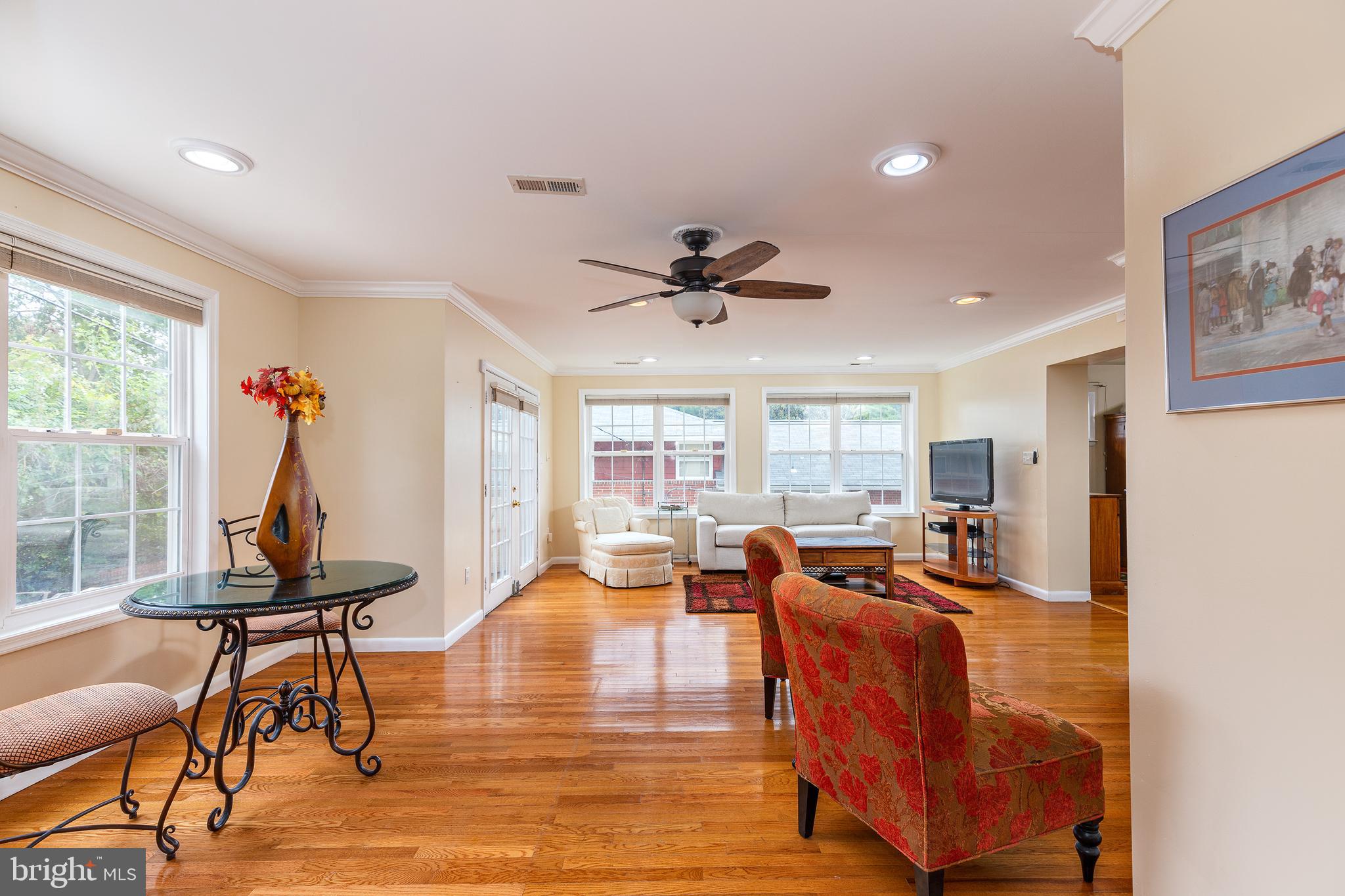 HILLSDALE ESTATES - Residential