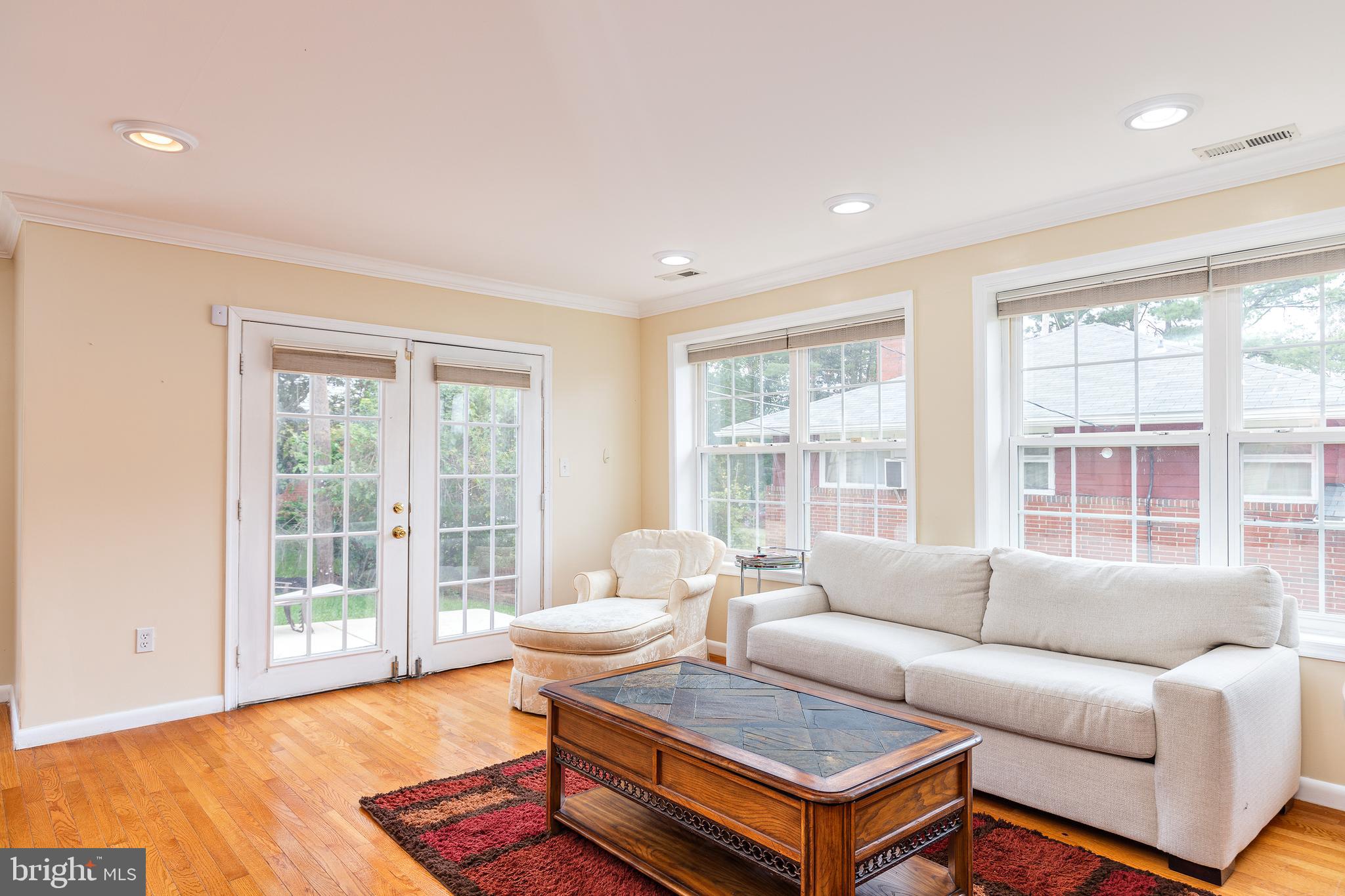 HILLSDALE ESTATES - Residential