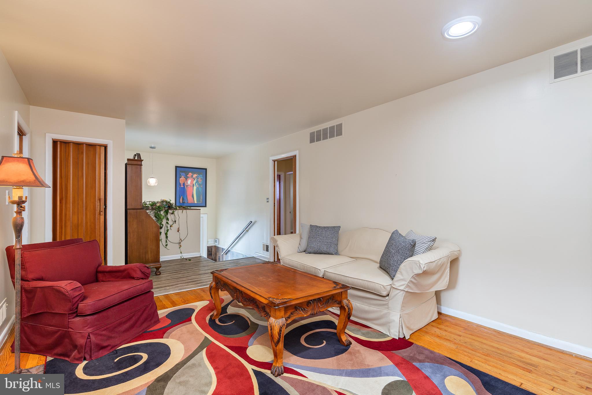 HILLSDALE ESTATES - Residential