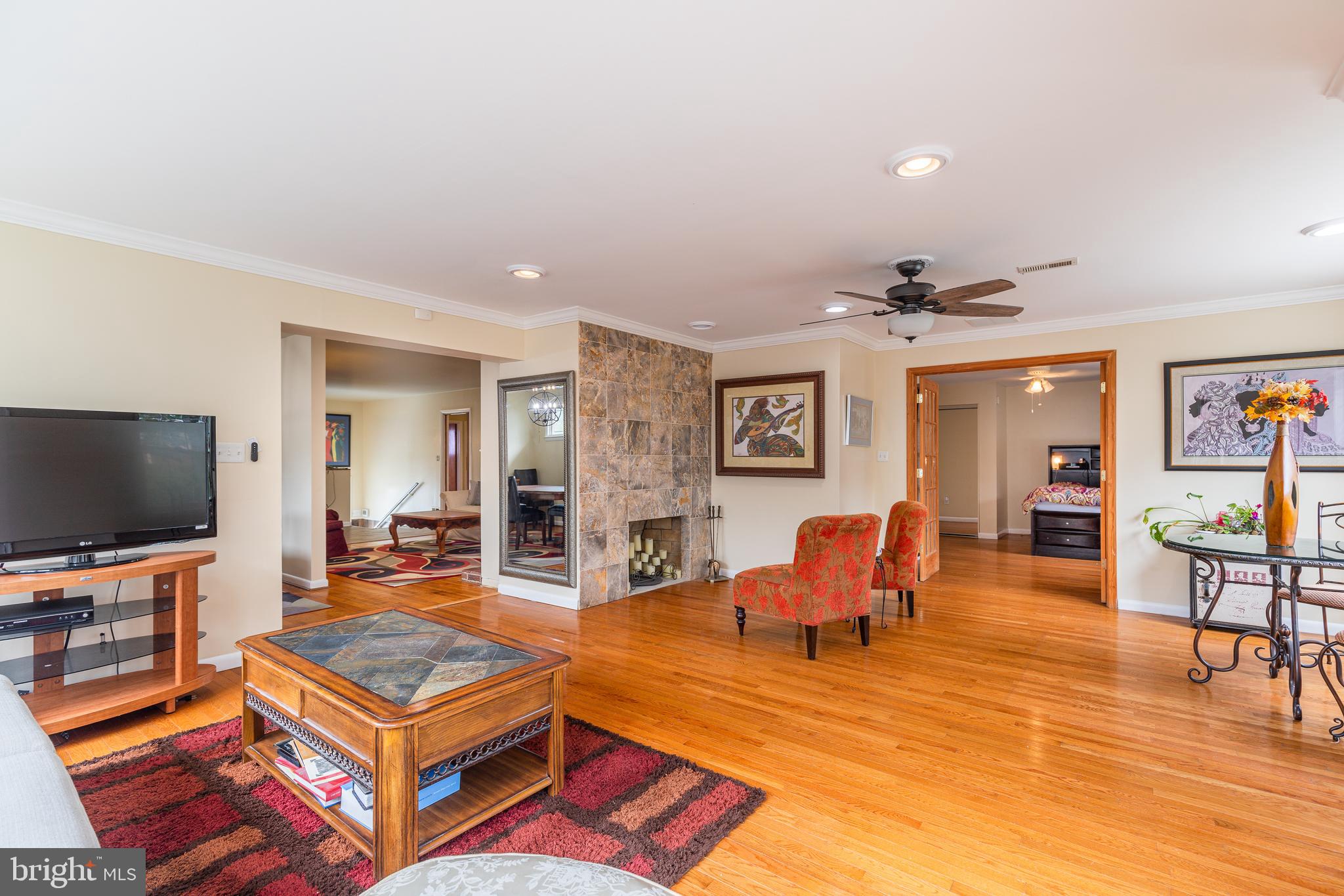 HILLSDALE ESTATES - Residential