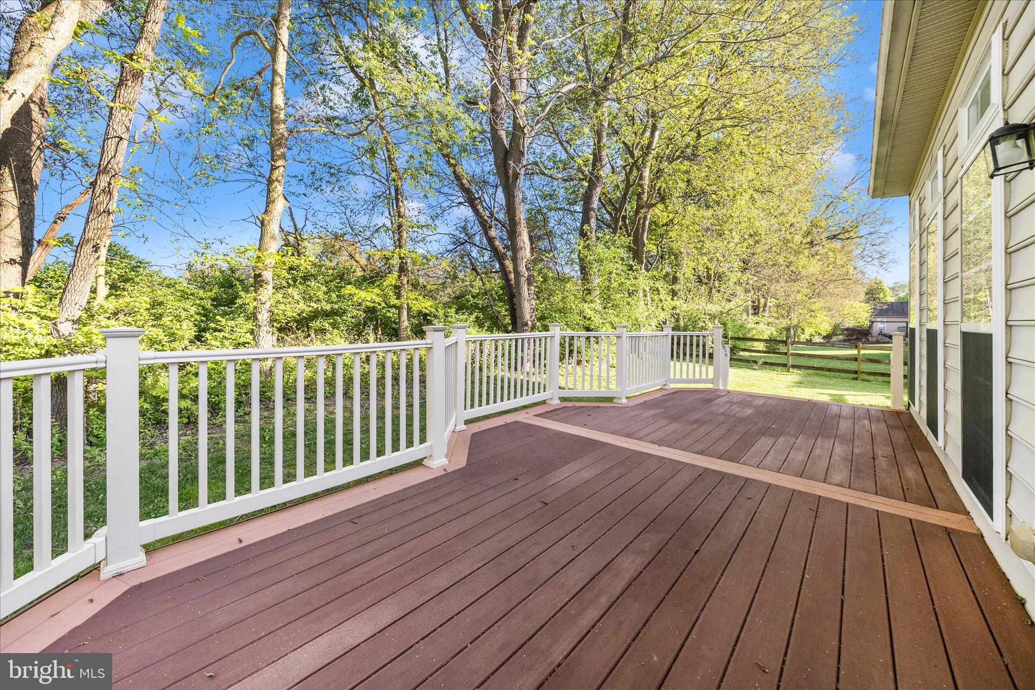THE VILLAGE OF WASHINGTON TRAIL EAST - Residential