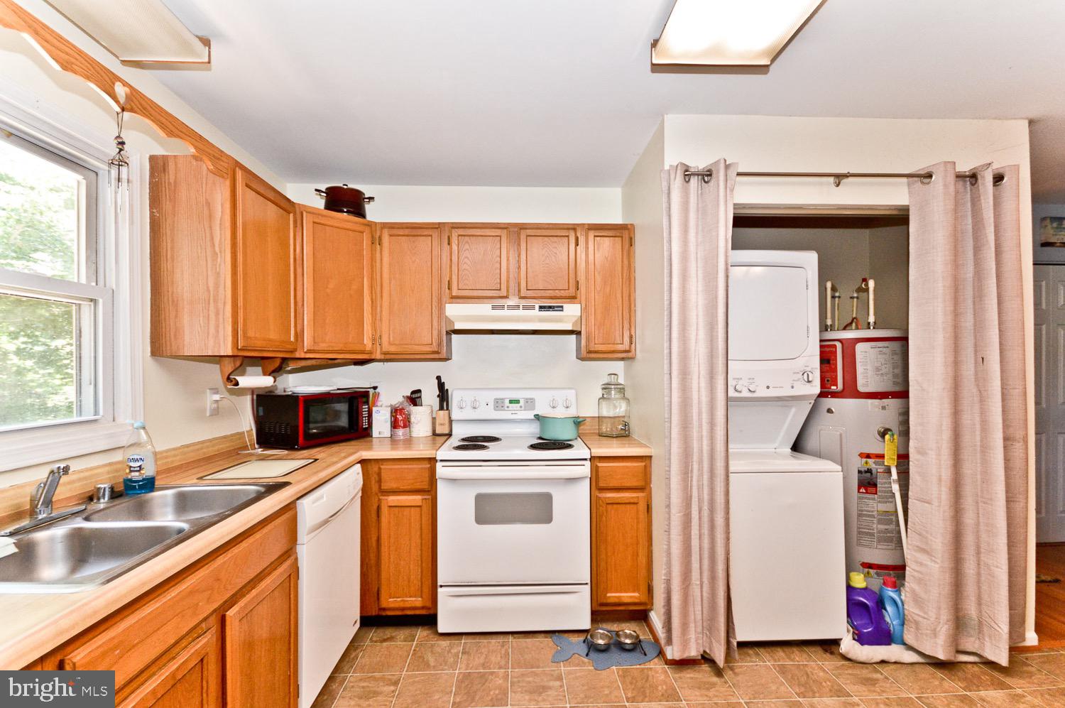 WHITE SANDS - Residential