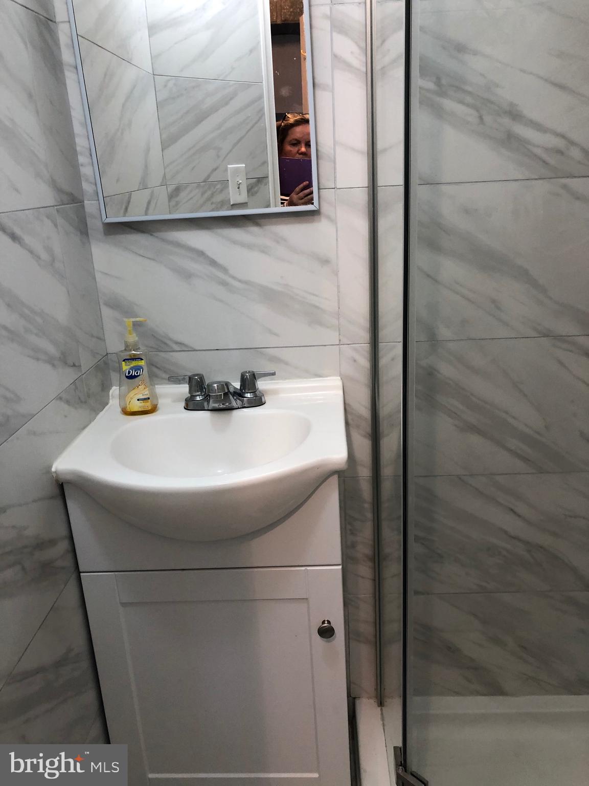 PARKWOOD - Residential Lease