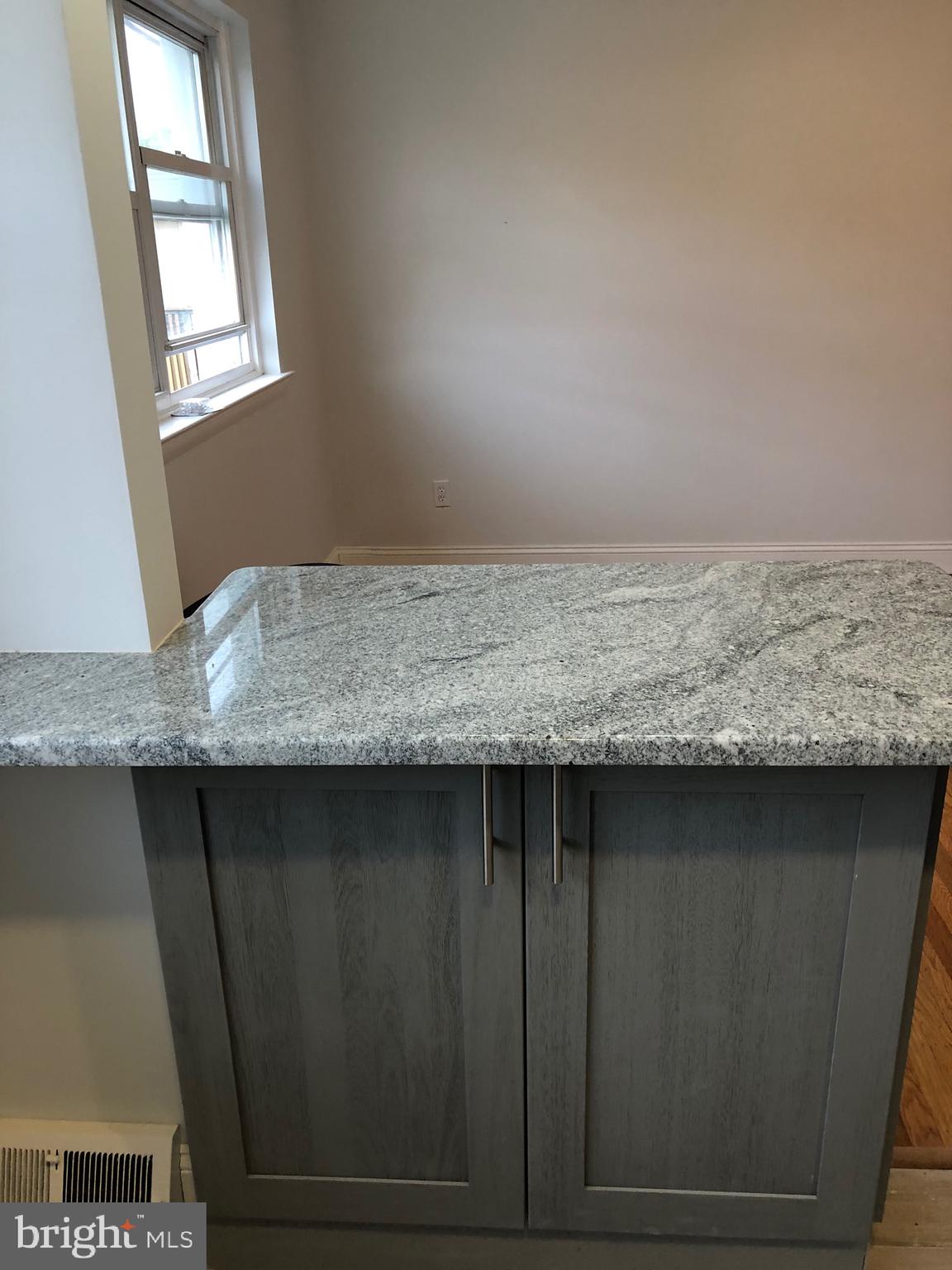 PARKWOOD - Residential Lease