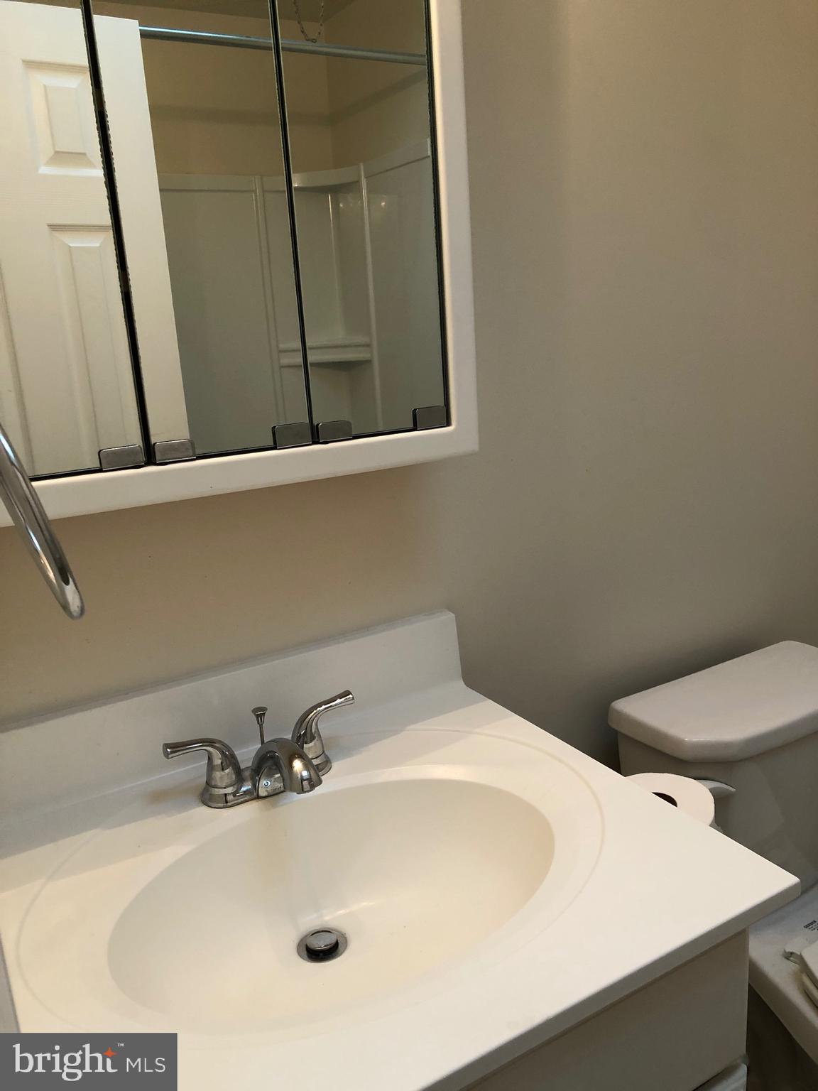 PARKWOOD - Residential Lease