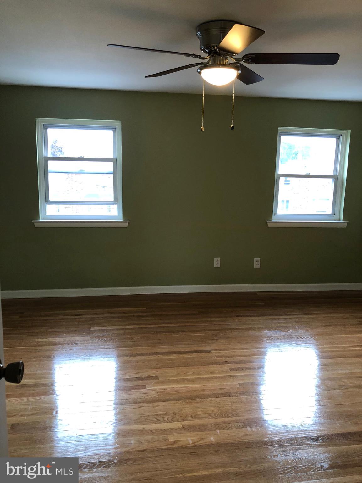 PARKWOOD - Residential Lease