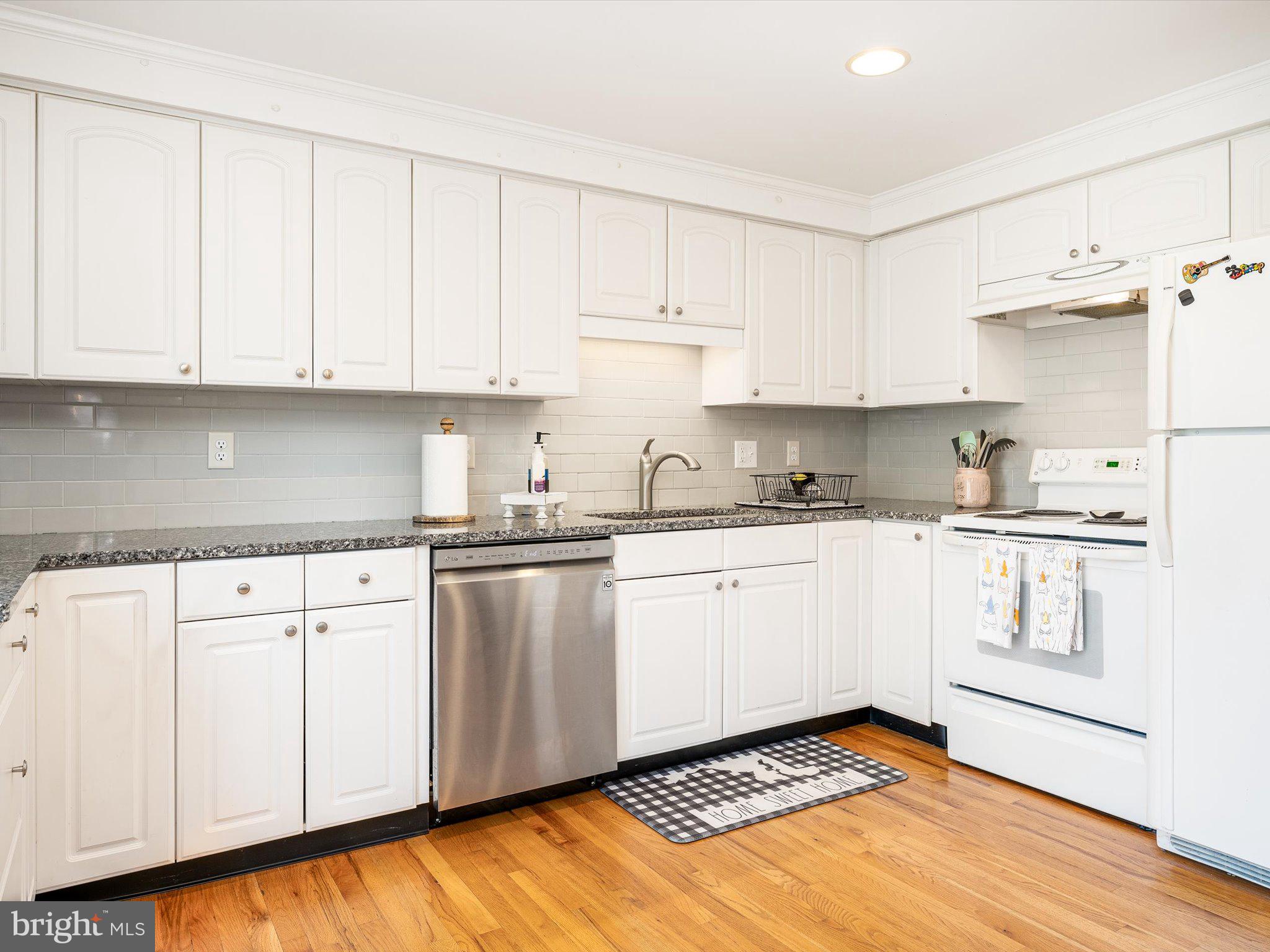 VALLEY VIEW - Residential