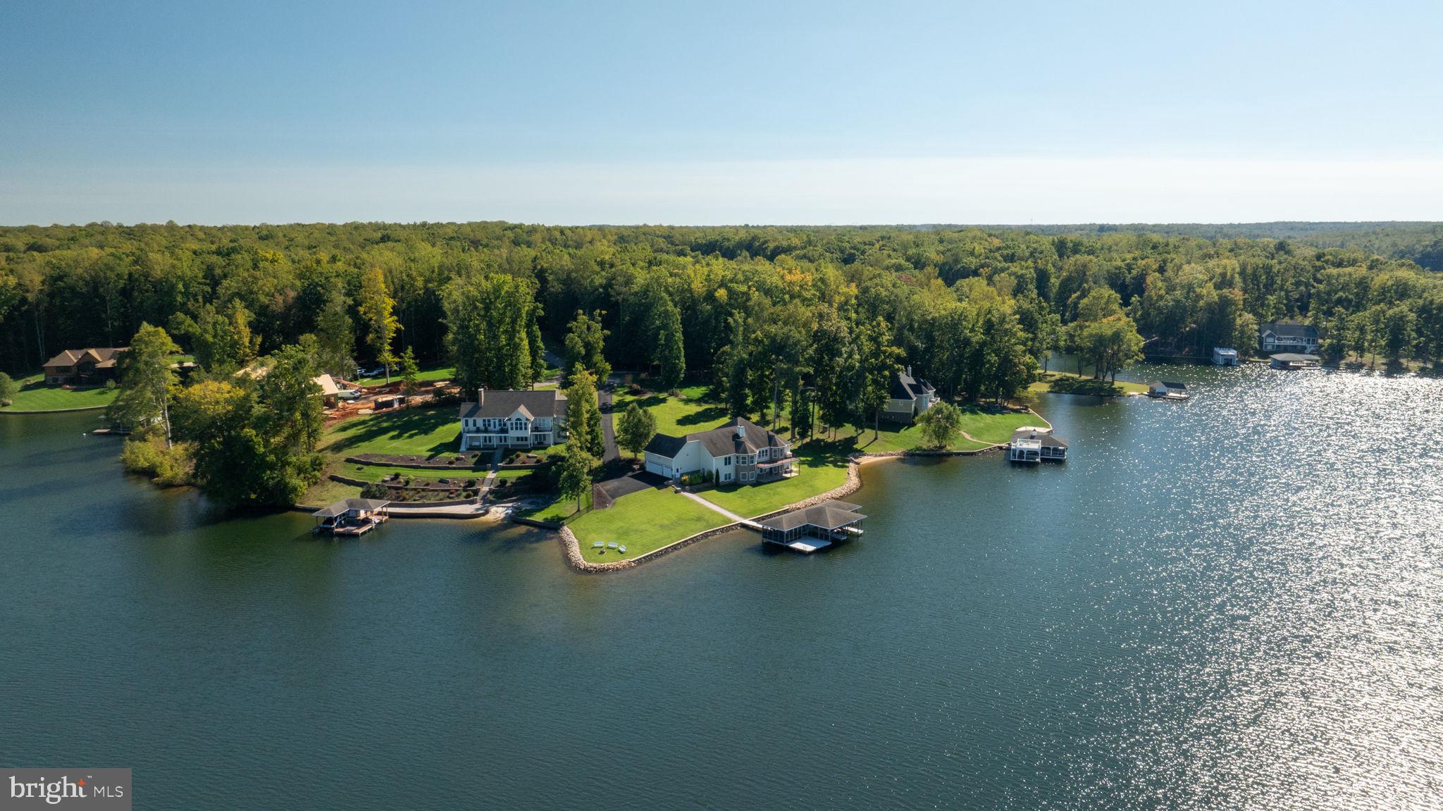 MILL RUN - Residential