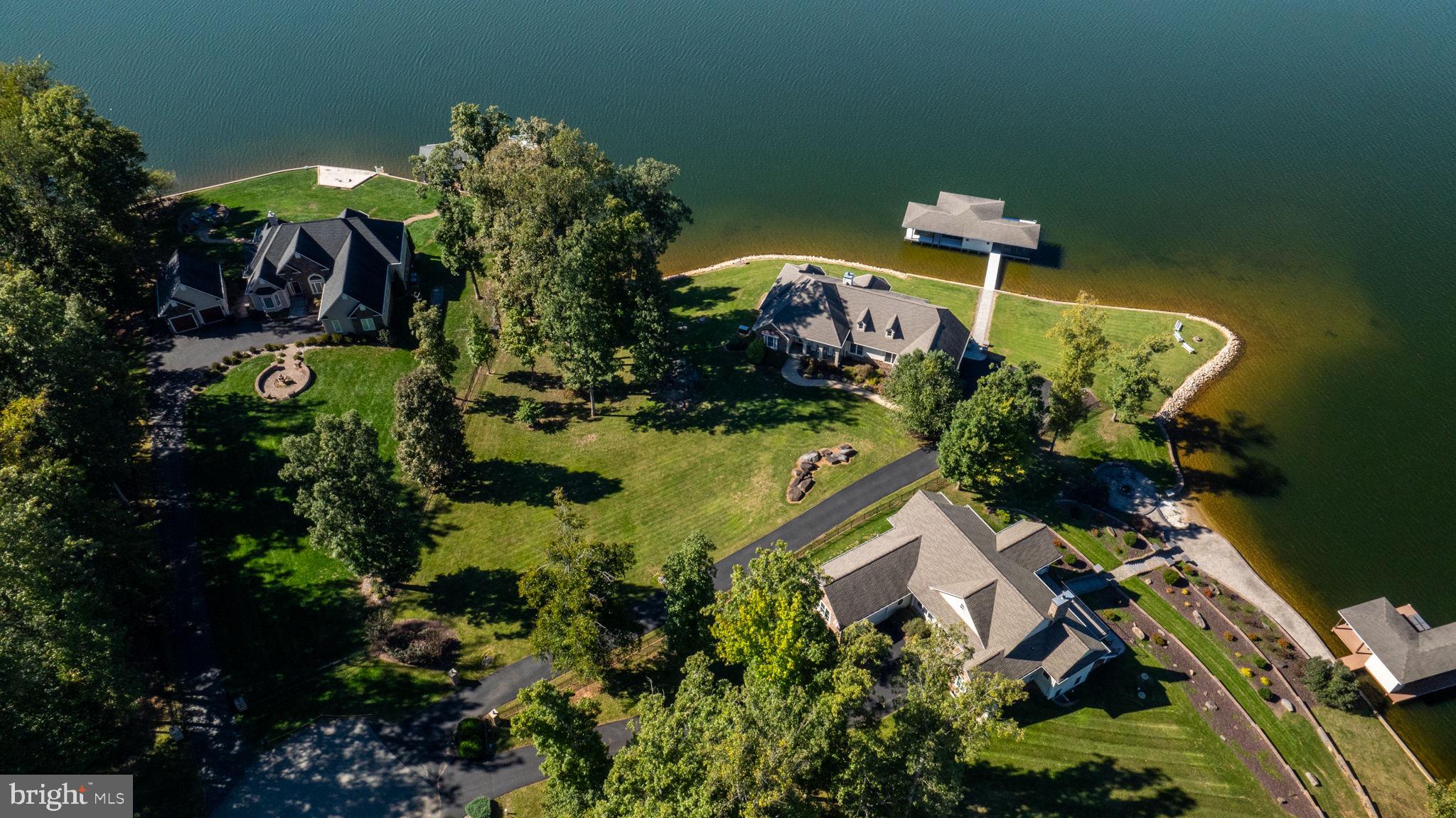 MILL RUN - Residential