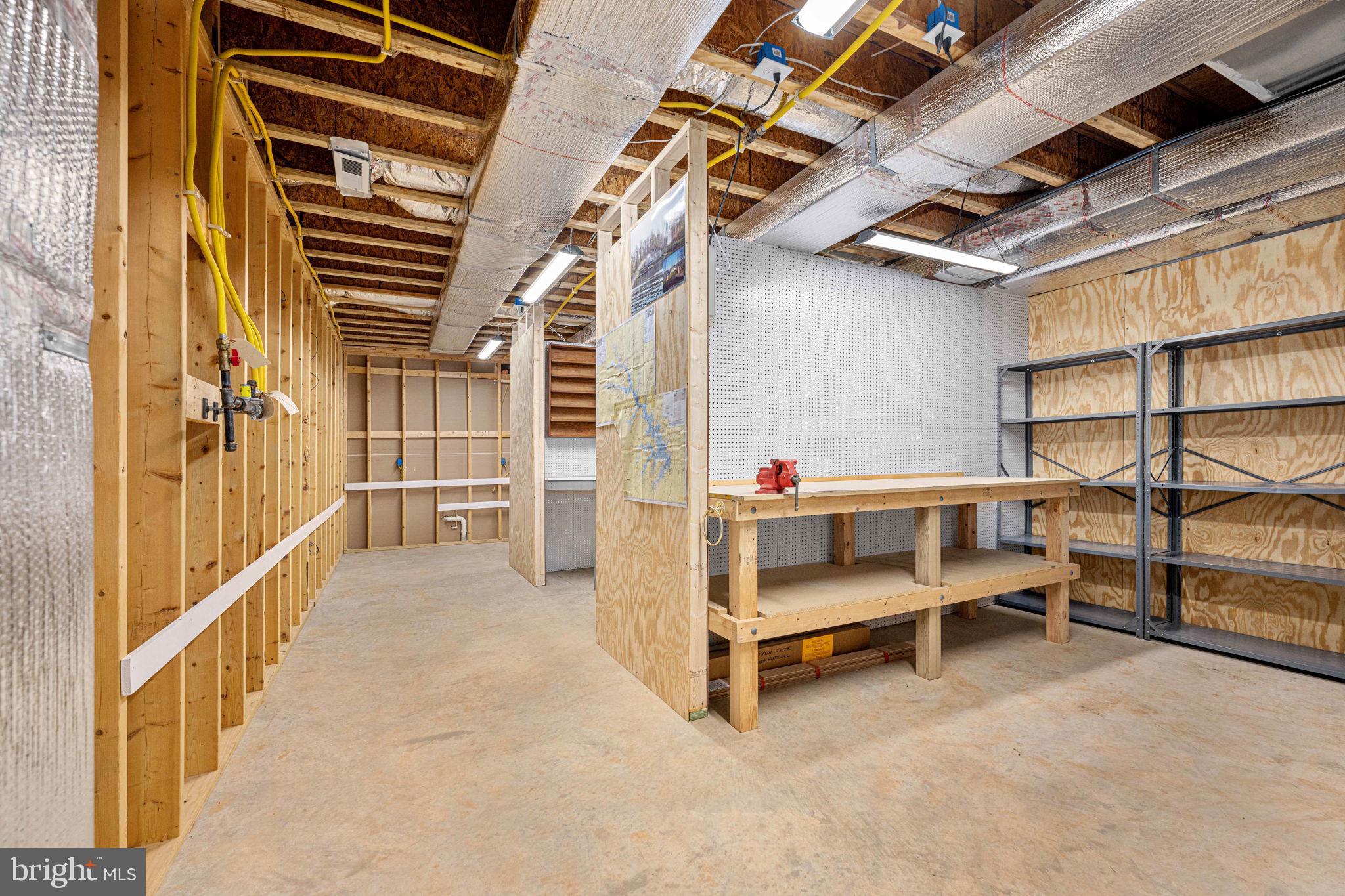 MILL RUN - Residential