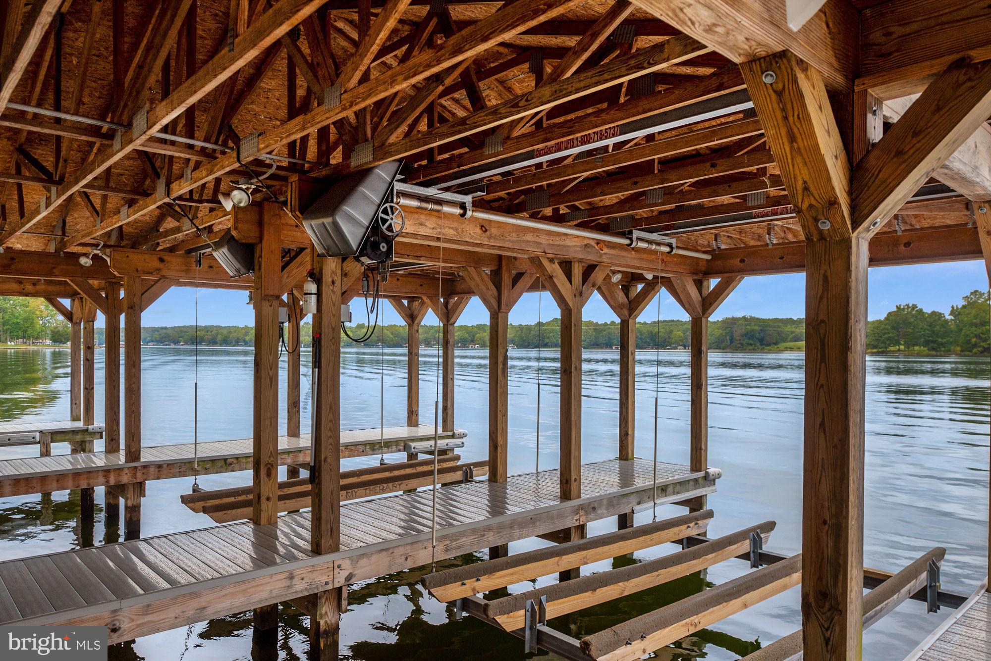 MILL RUN - Residential