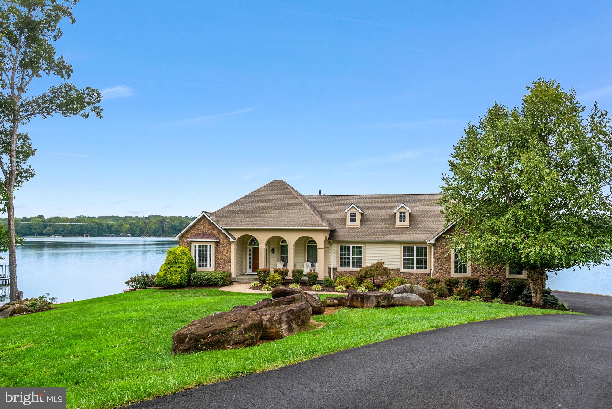 MILL RUN - Residential