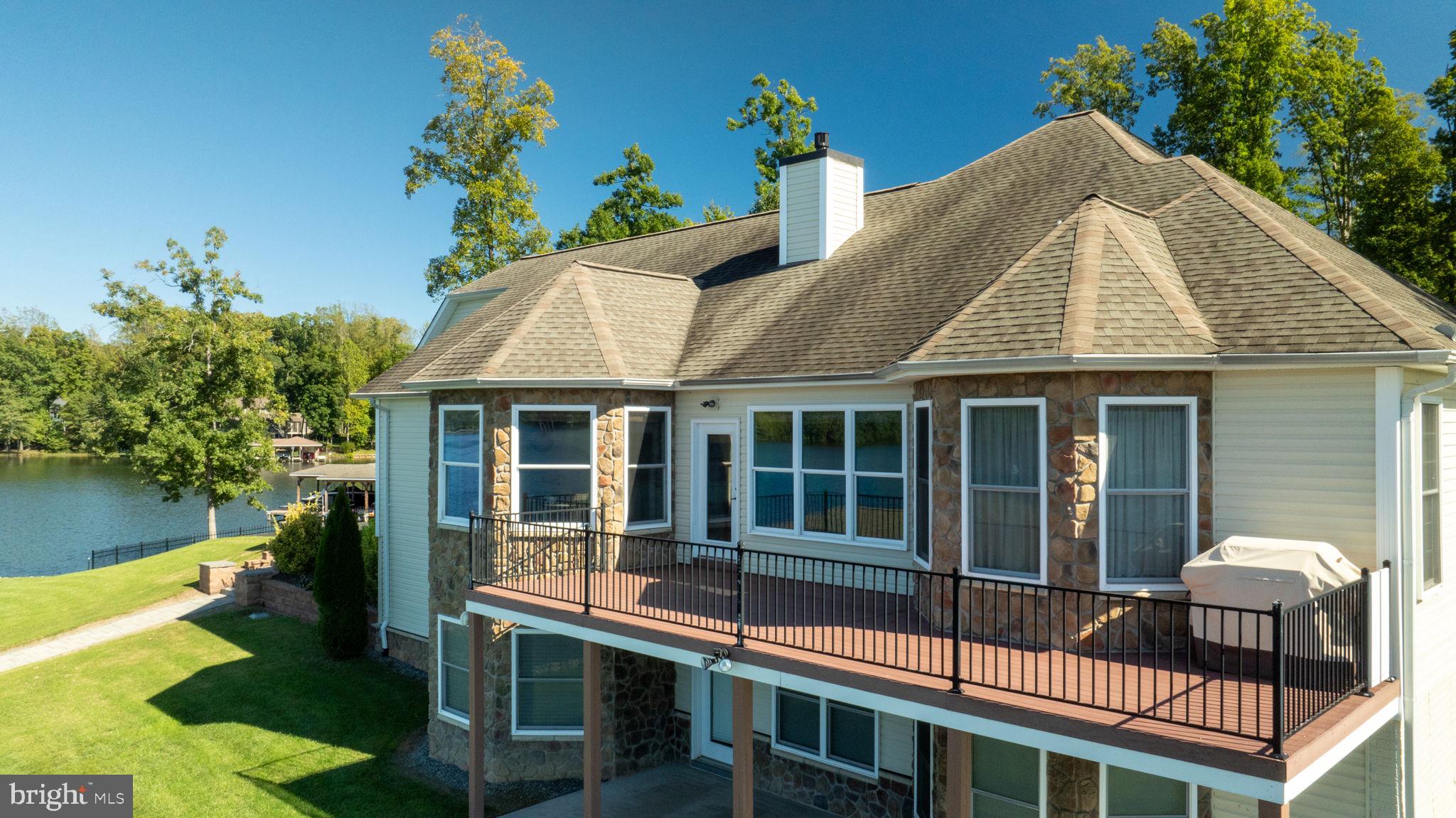 MILL RUN - Residential