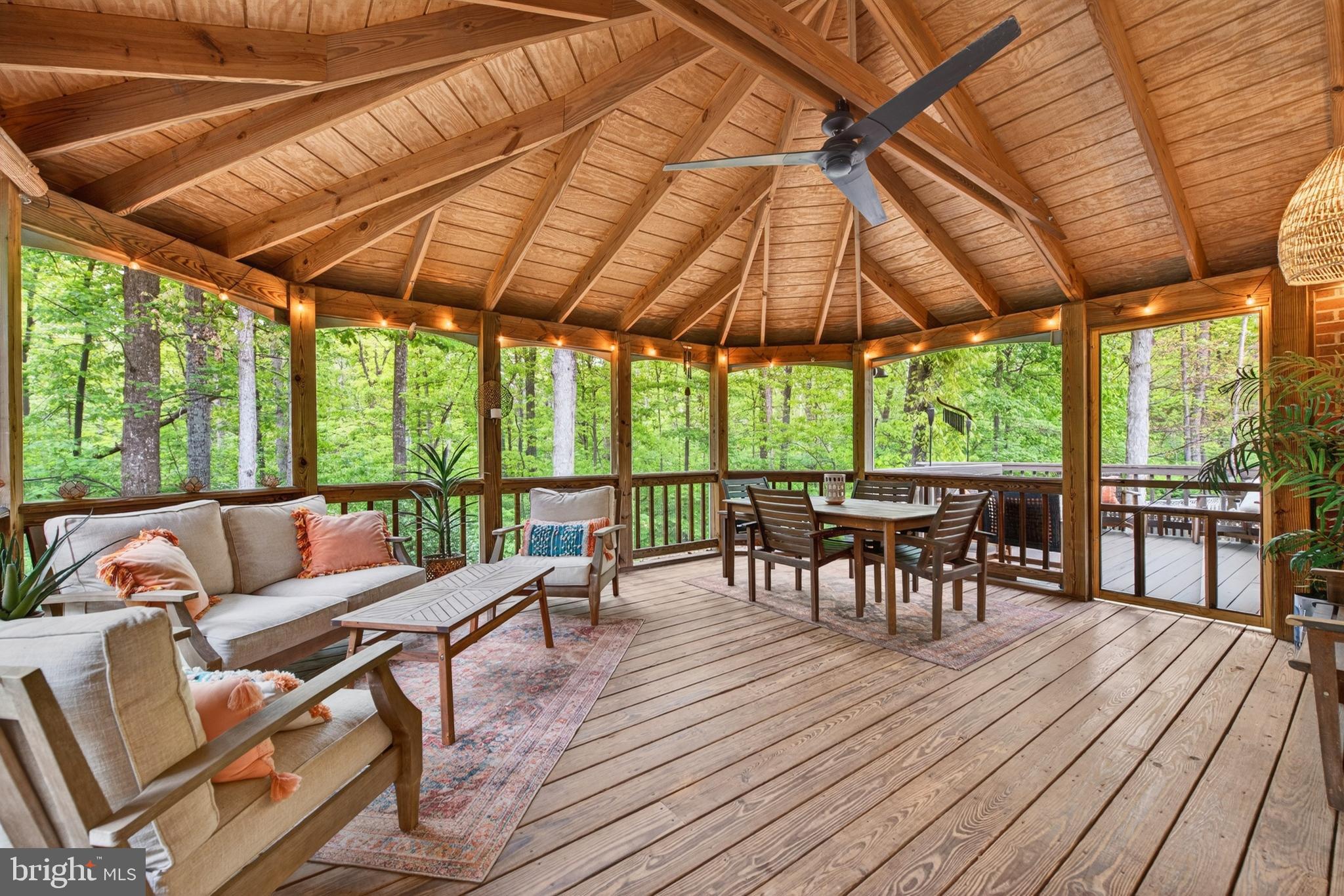 DRANESVILLE ESTATES - Residential
