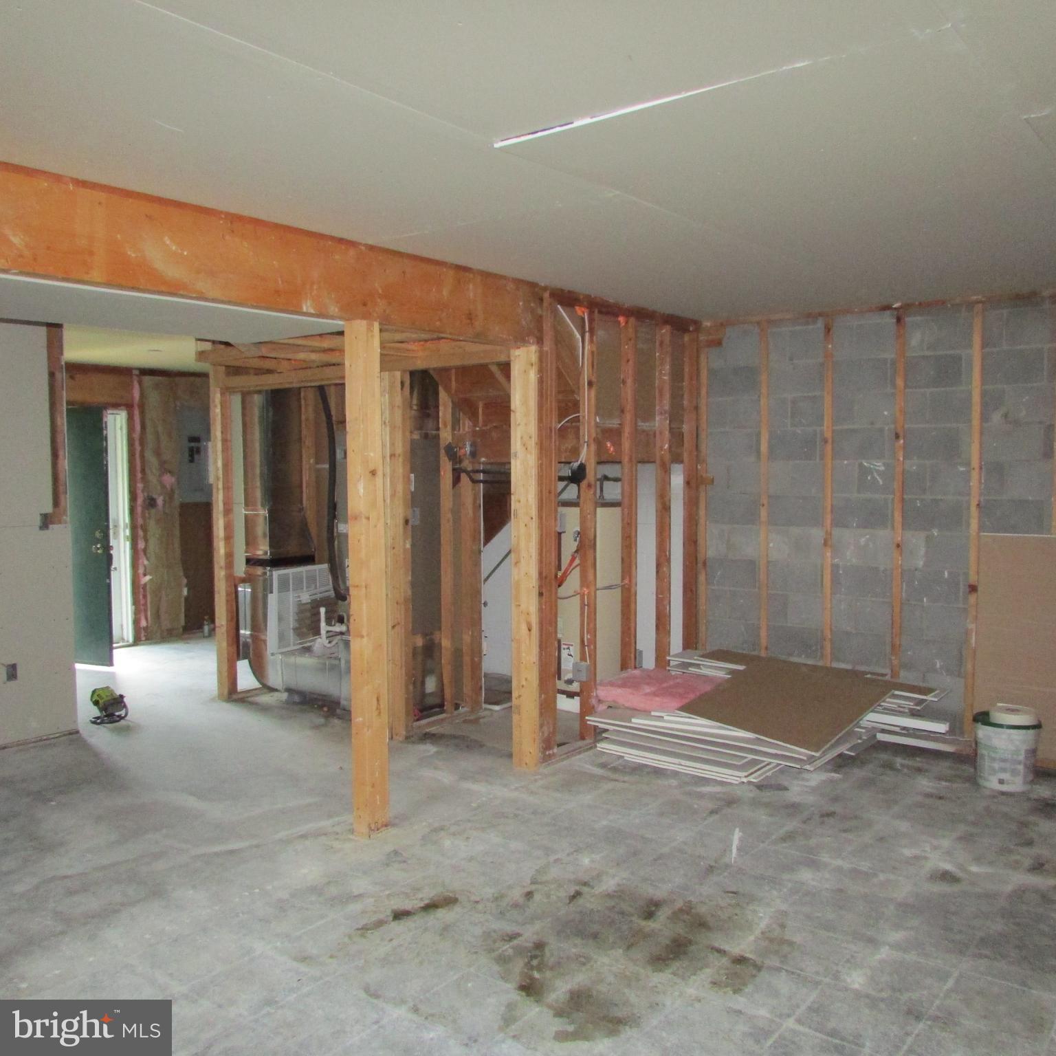 ANTIETAM HOMES - Residential