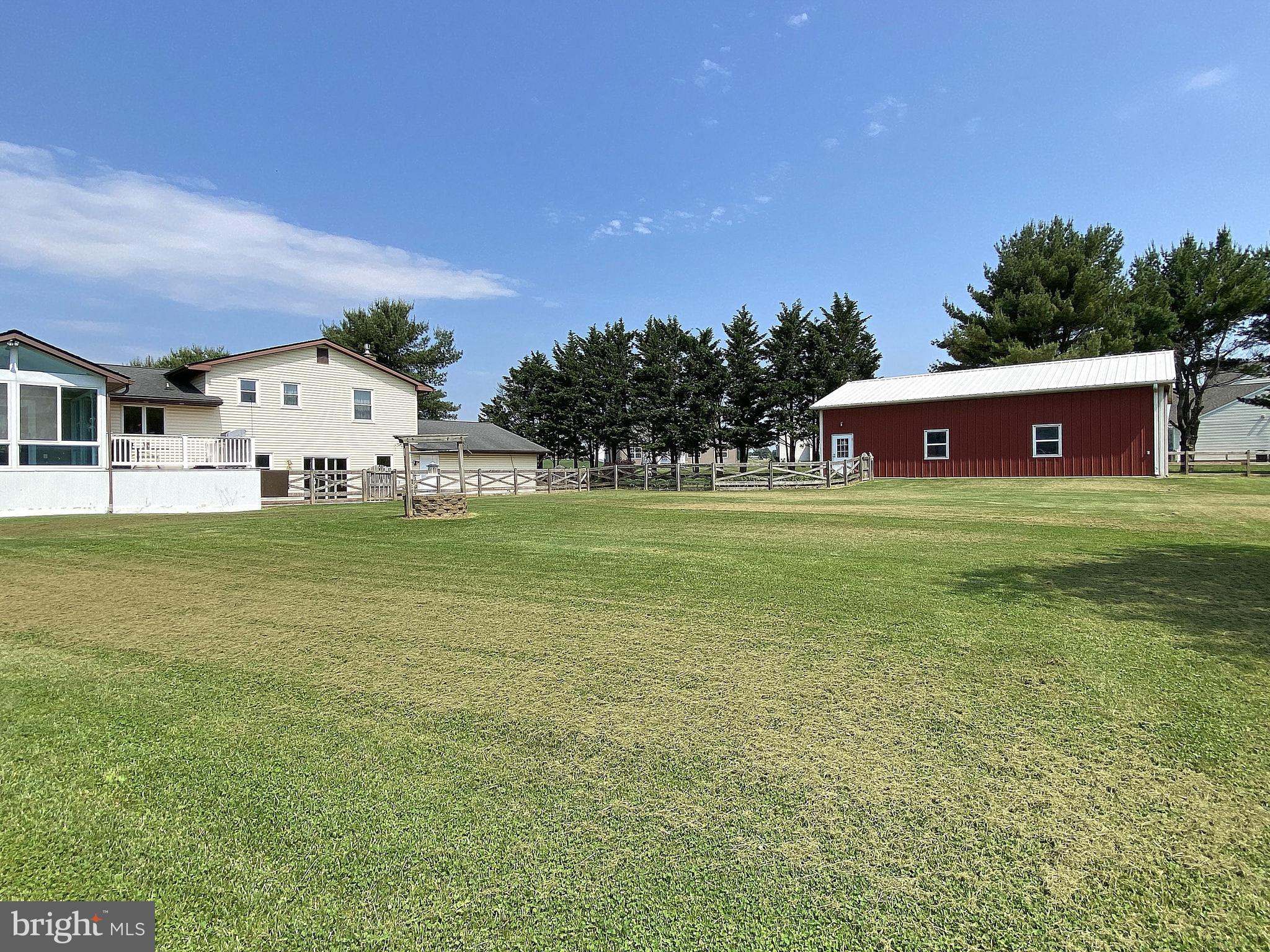 HAMPSTEAD - Residential
