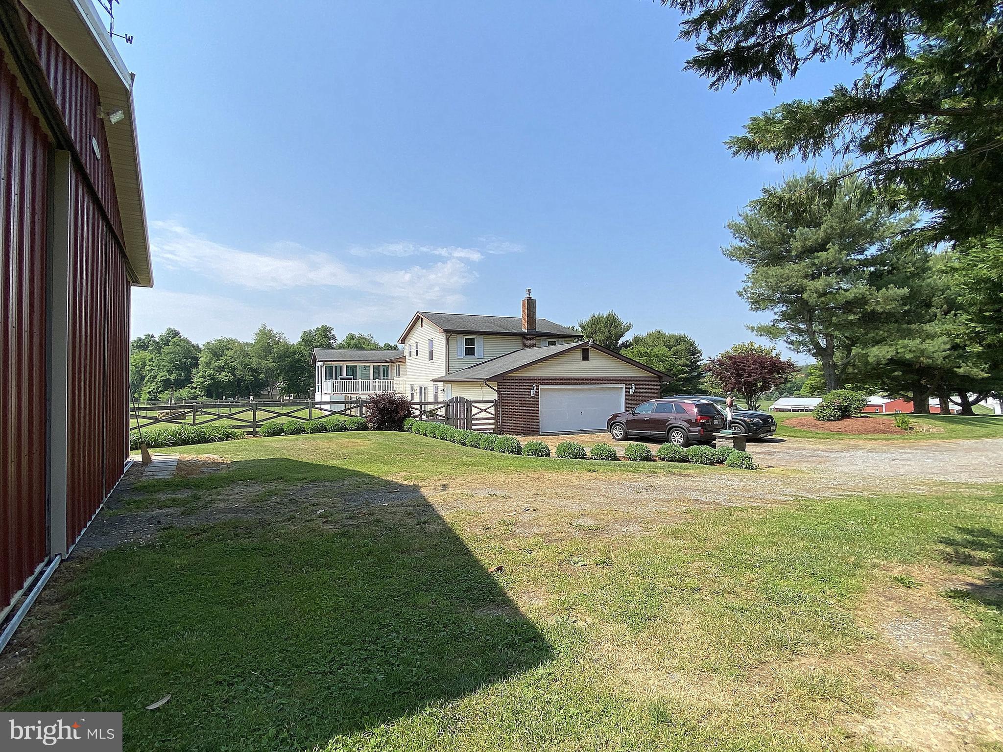 HAMPSTEAD - Residential