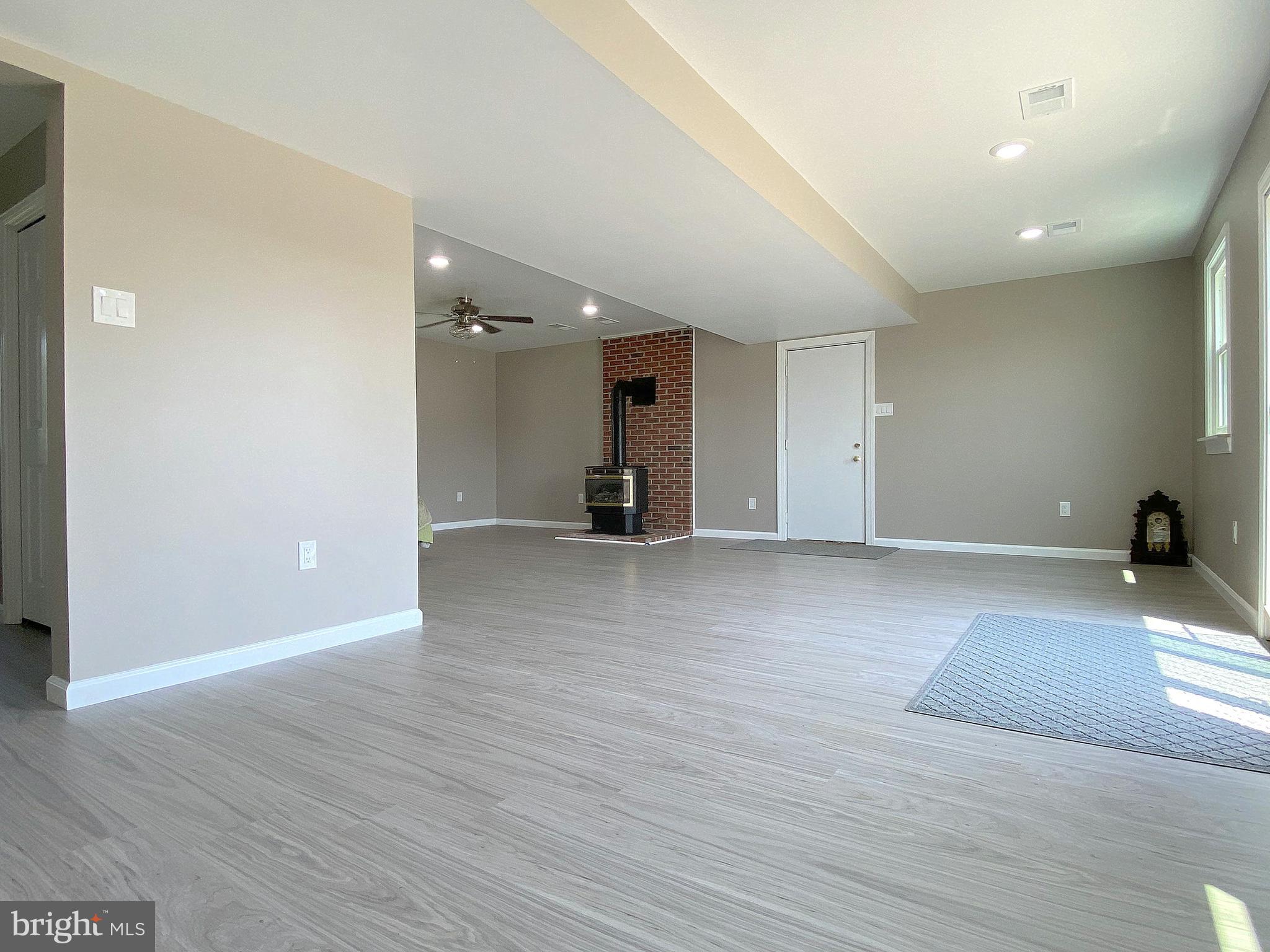 HAMPSTEAD - Residential