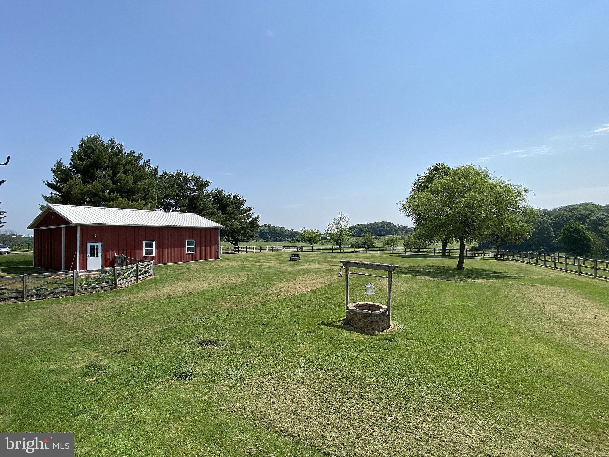 HAMPSTEAD - Residential