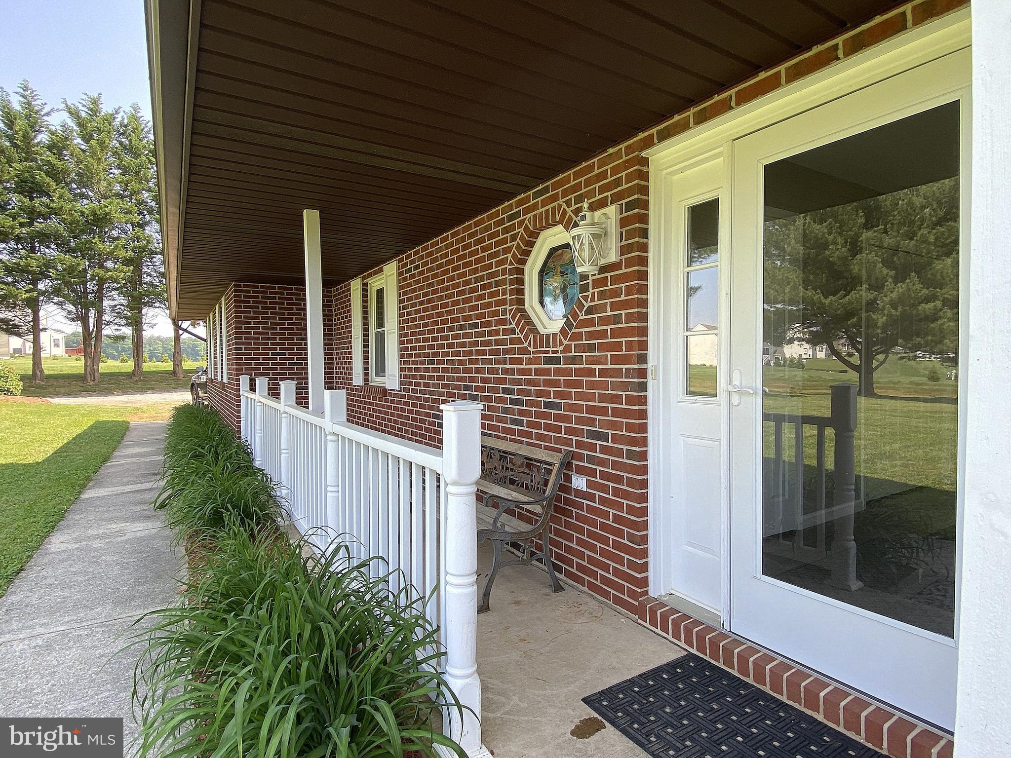 HAMPSTEAD - Residential