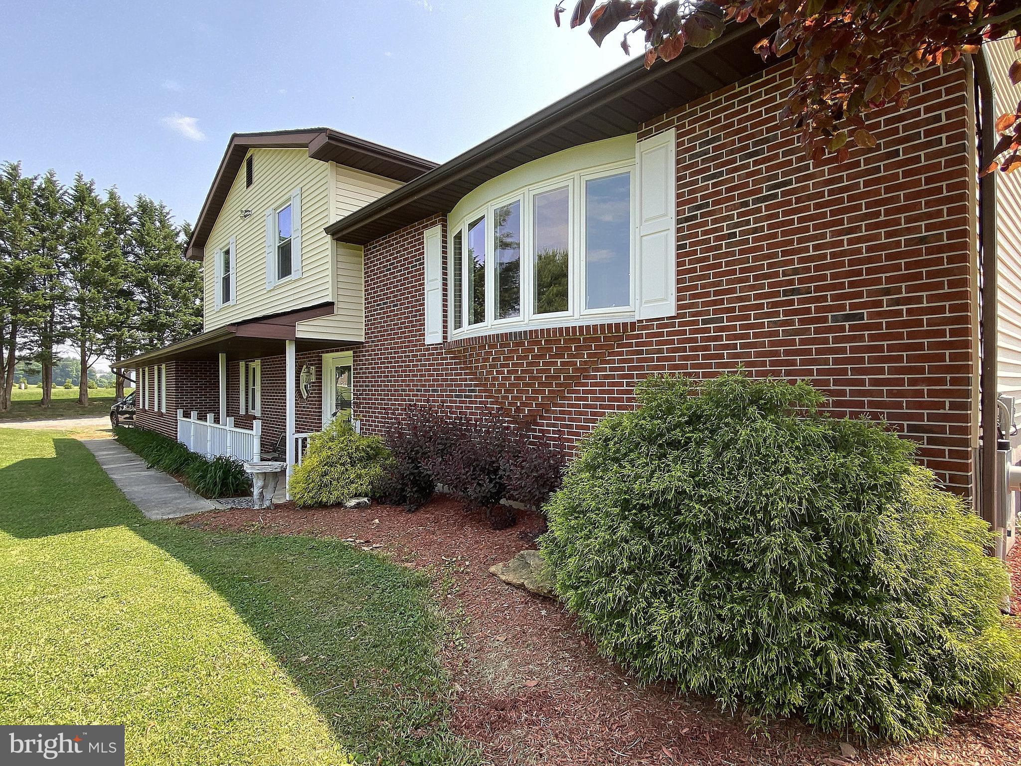 HAMPSTEAD - Residential