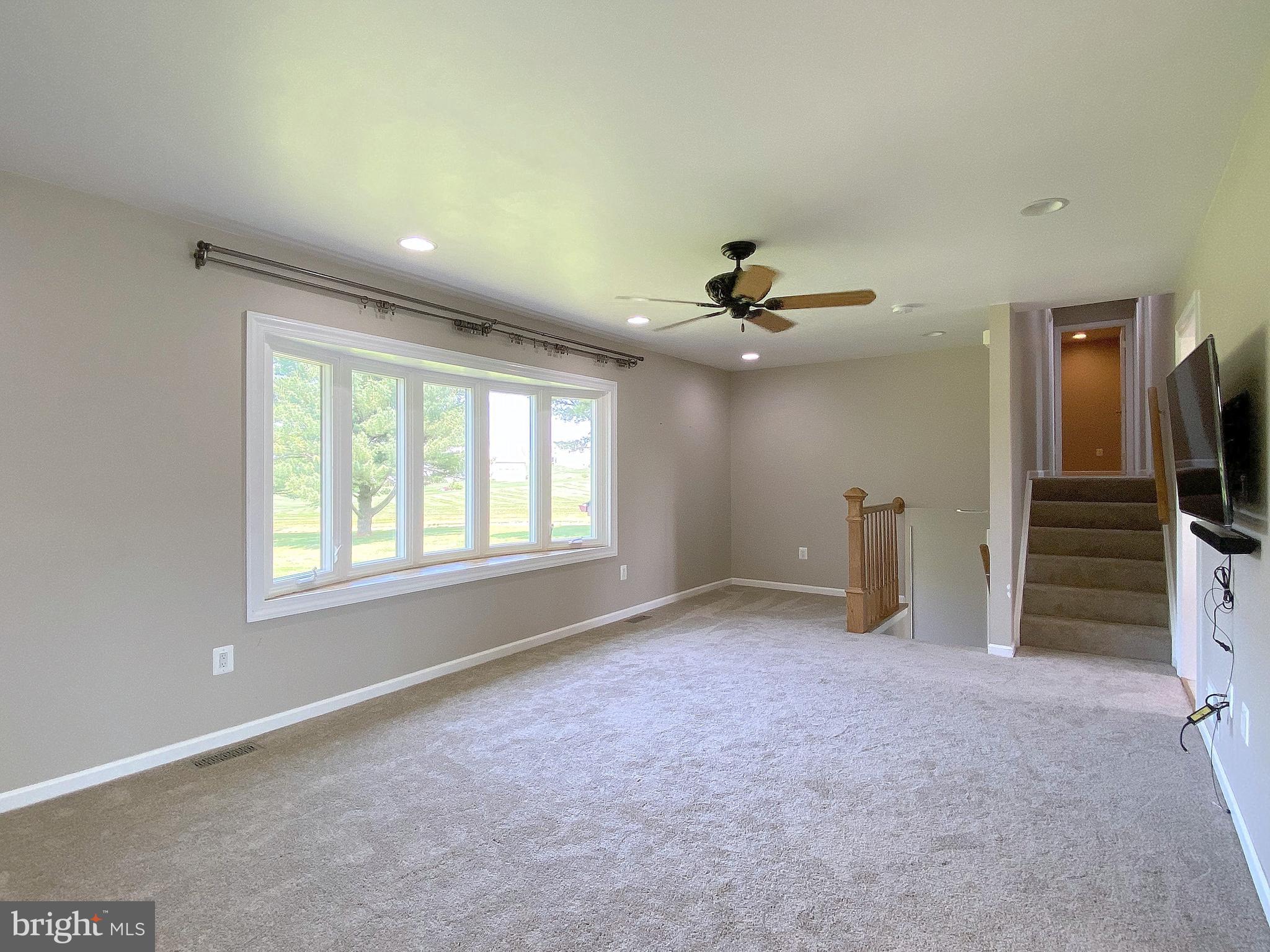 HAMPSTEAD - Residential