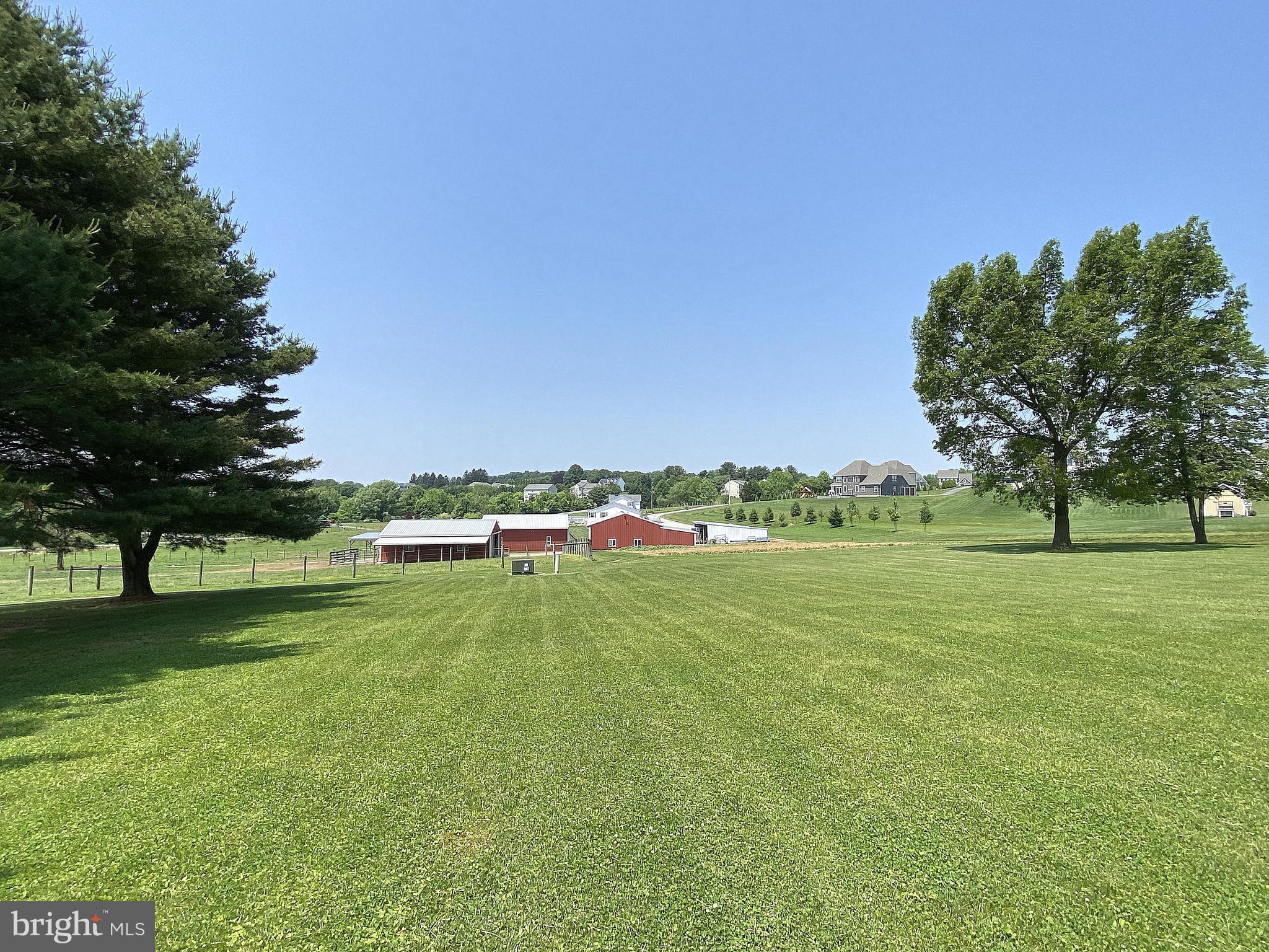 HAMPSTEAD - Residential