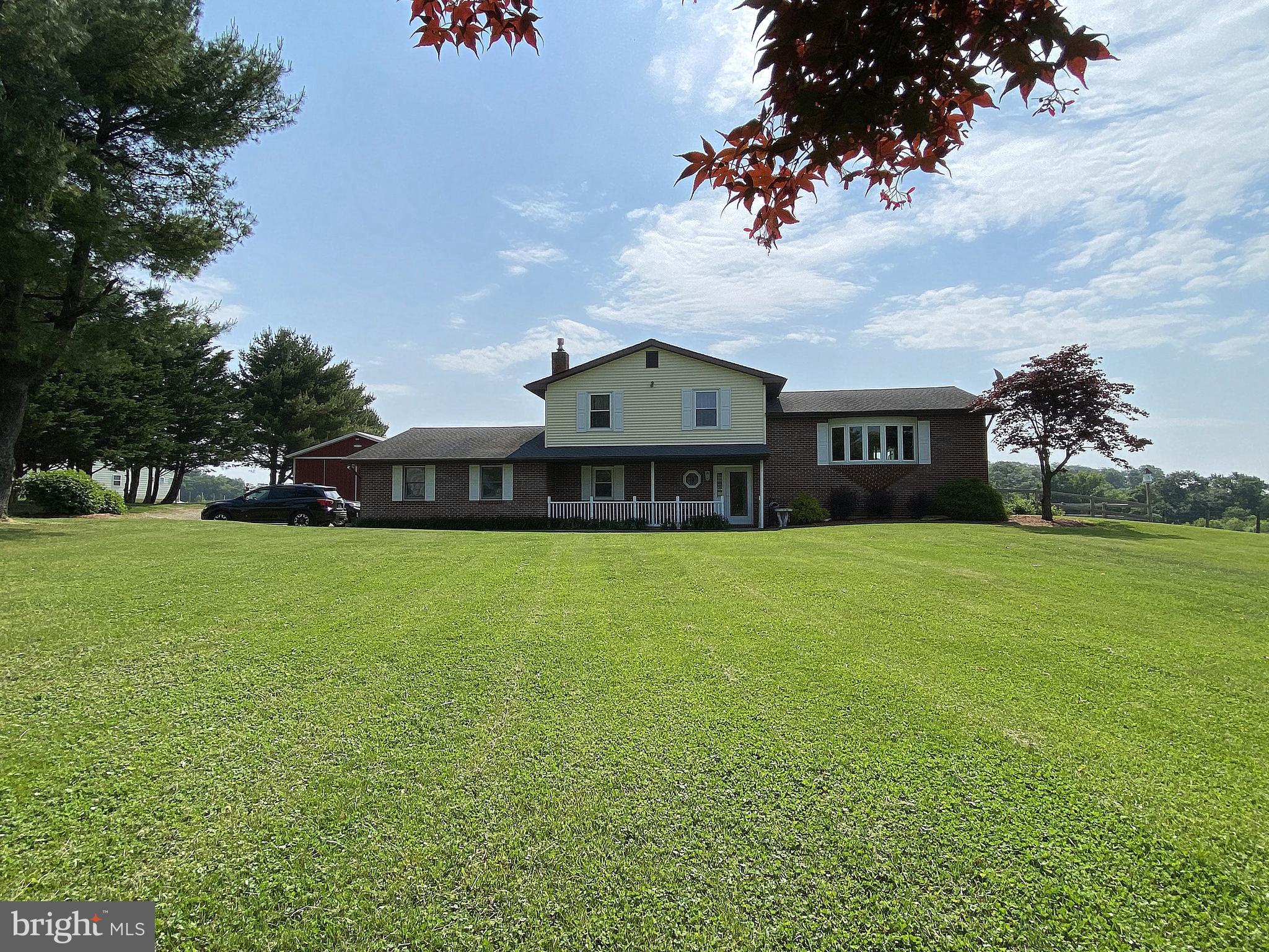 HAMPSTEAD - Residential