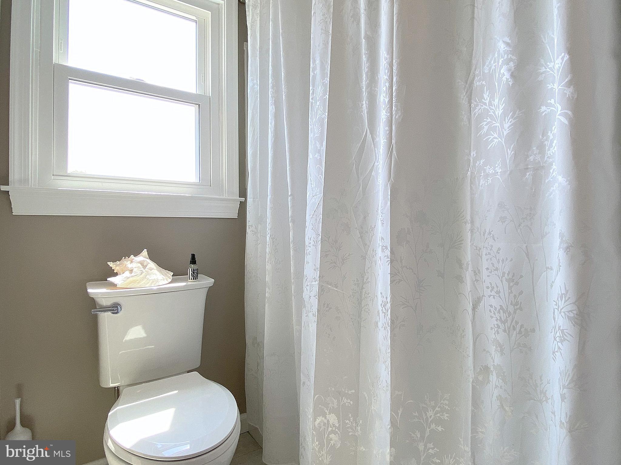 HAMPSTEAD - Residential