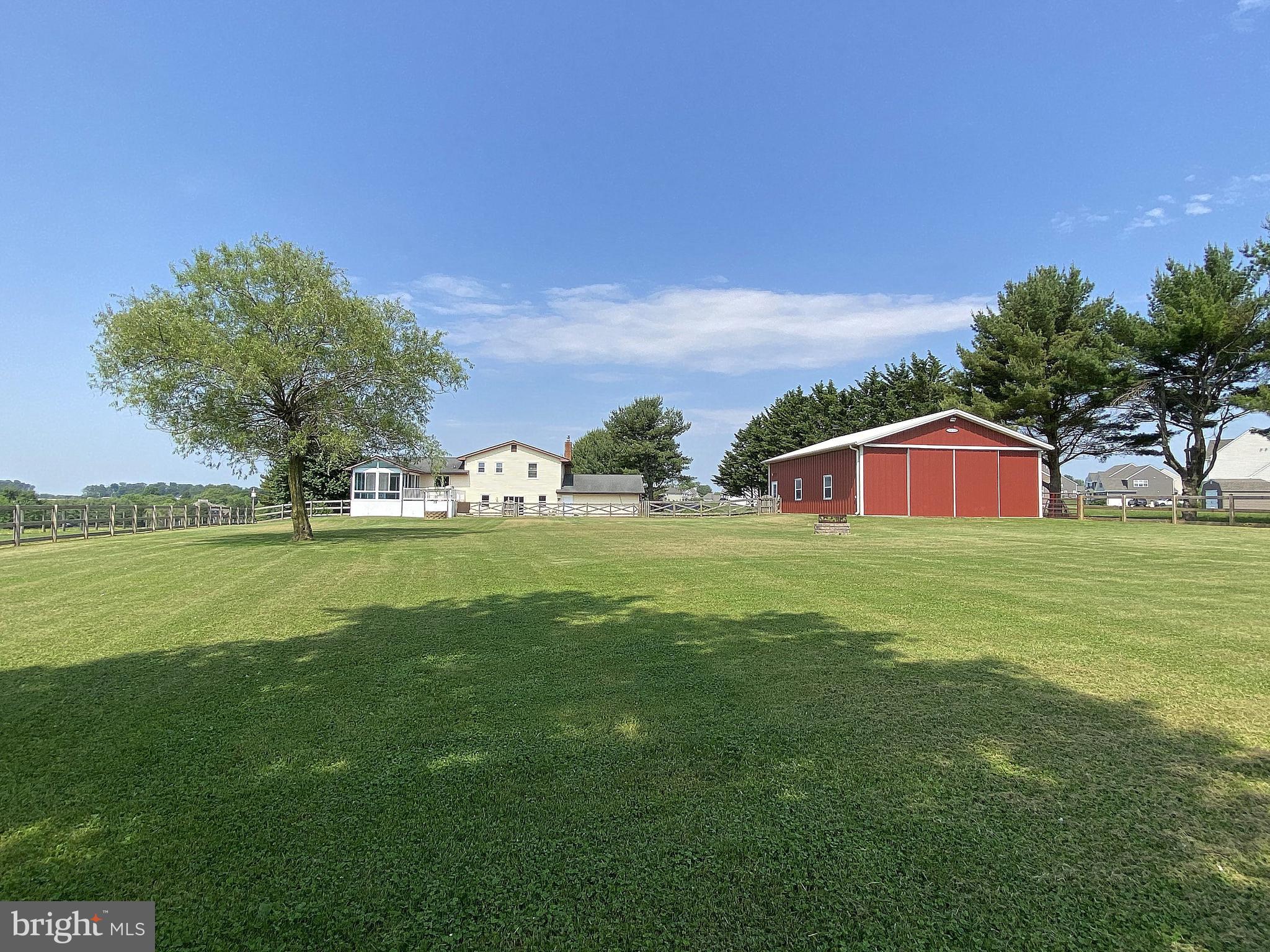 HAMPSTEAD - Residential