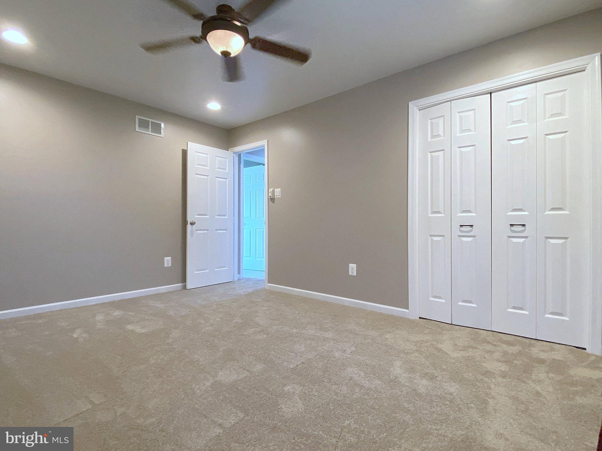 HAMPSTEAD - Residential