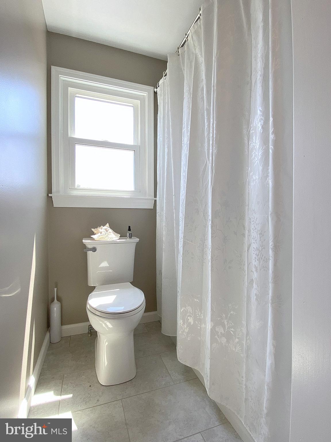 HAMPSTEAD - Residential