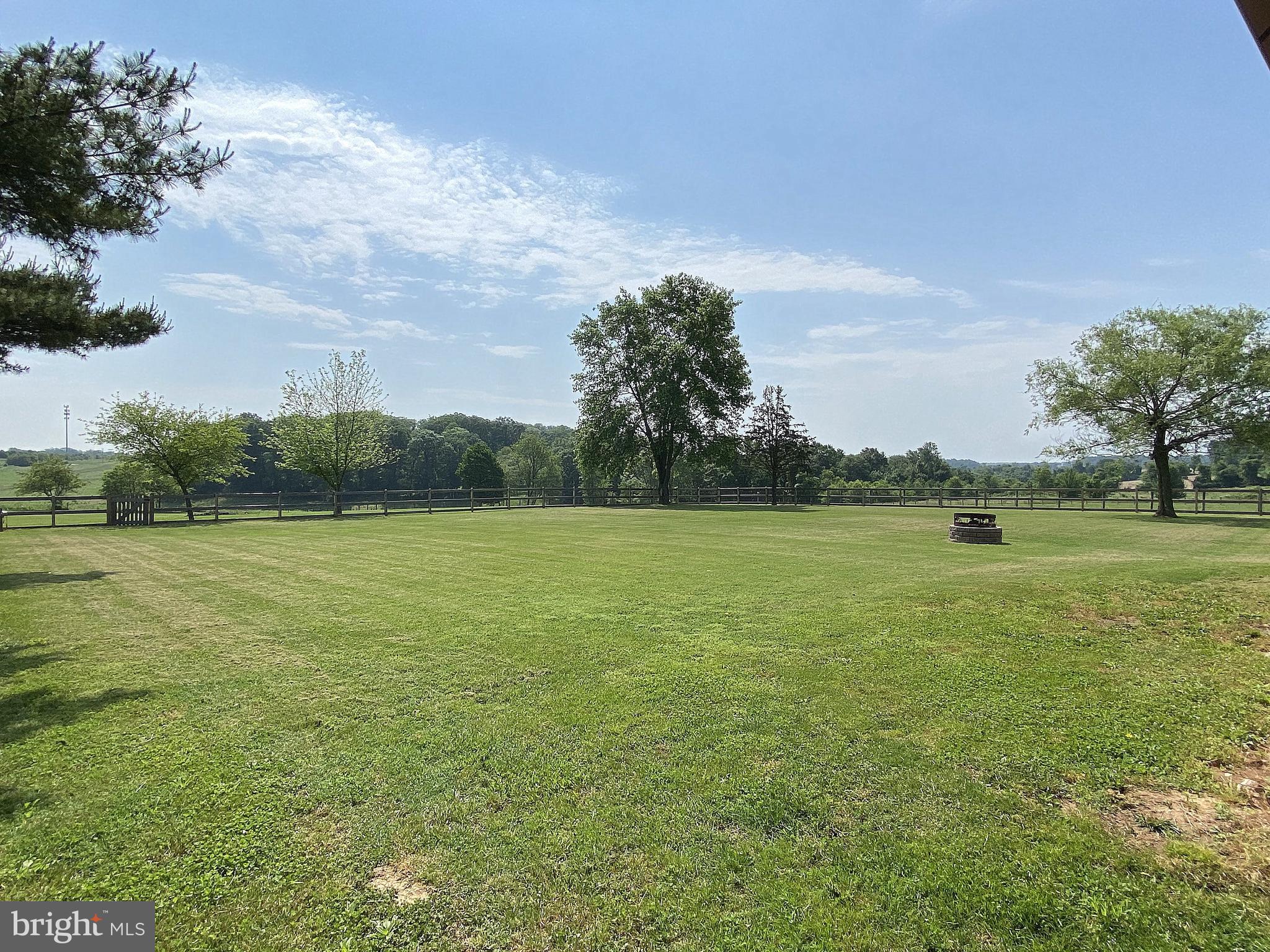 HAMPSTEAD - Residential