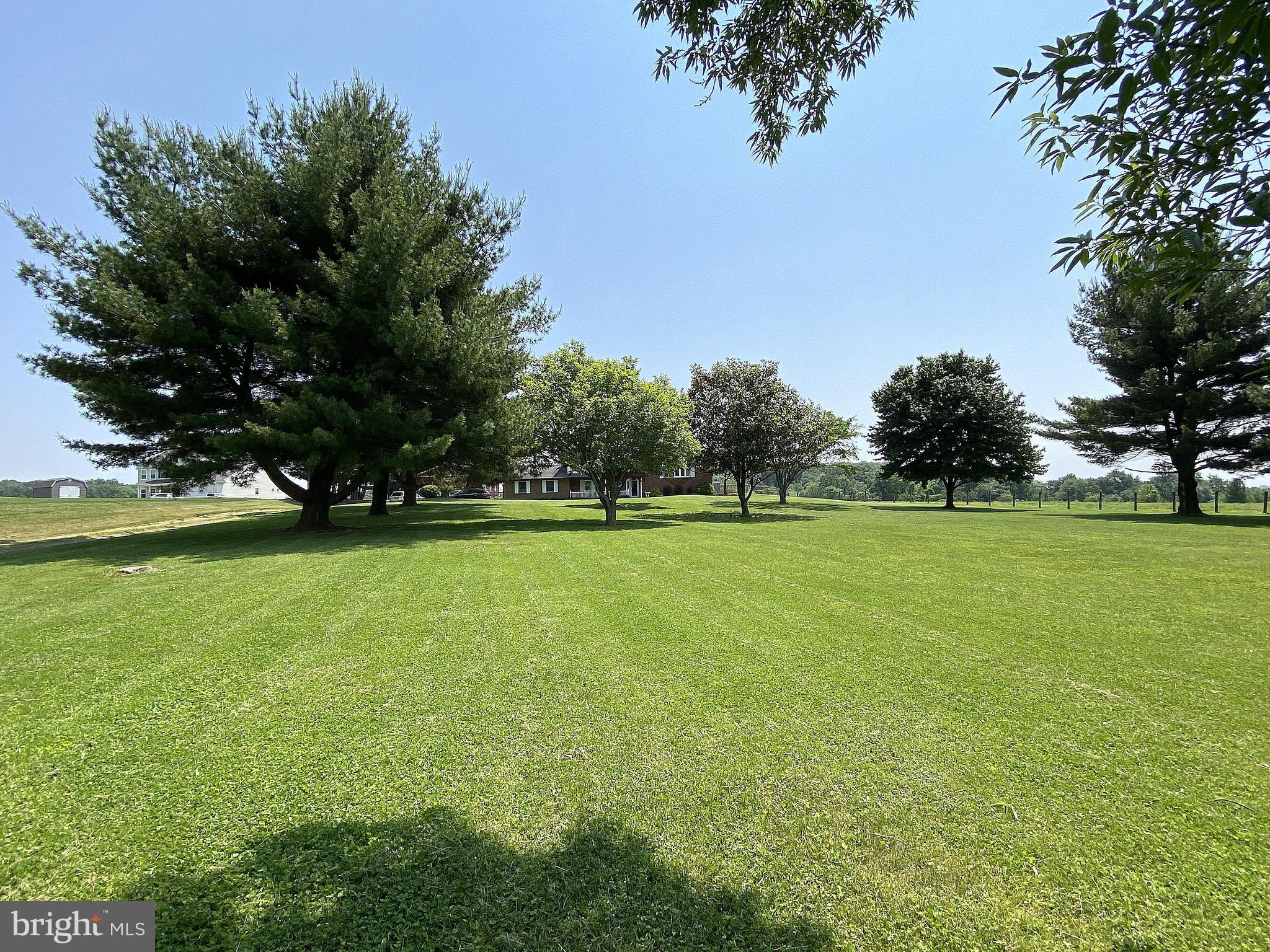 HAMPSTEAD - Residential