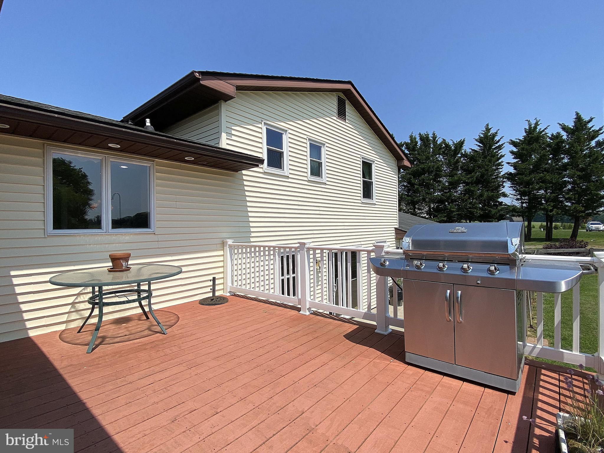 HAMPSTEAD - Residential